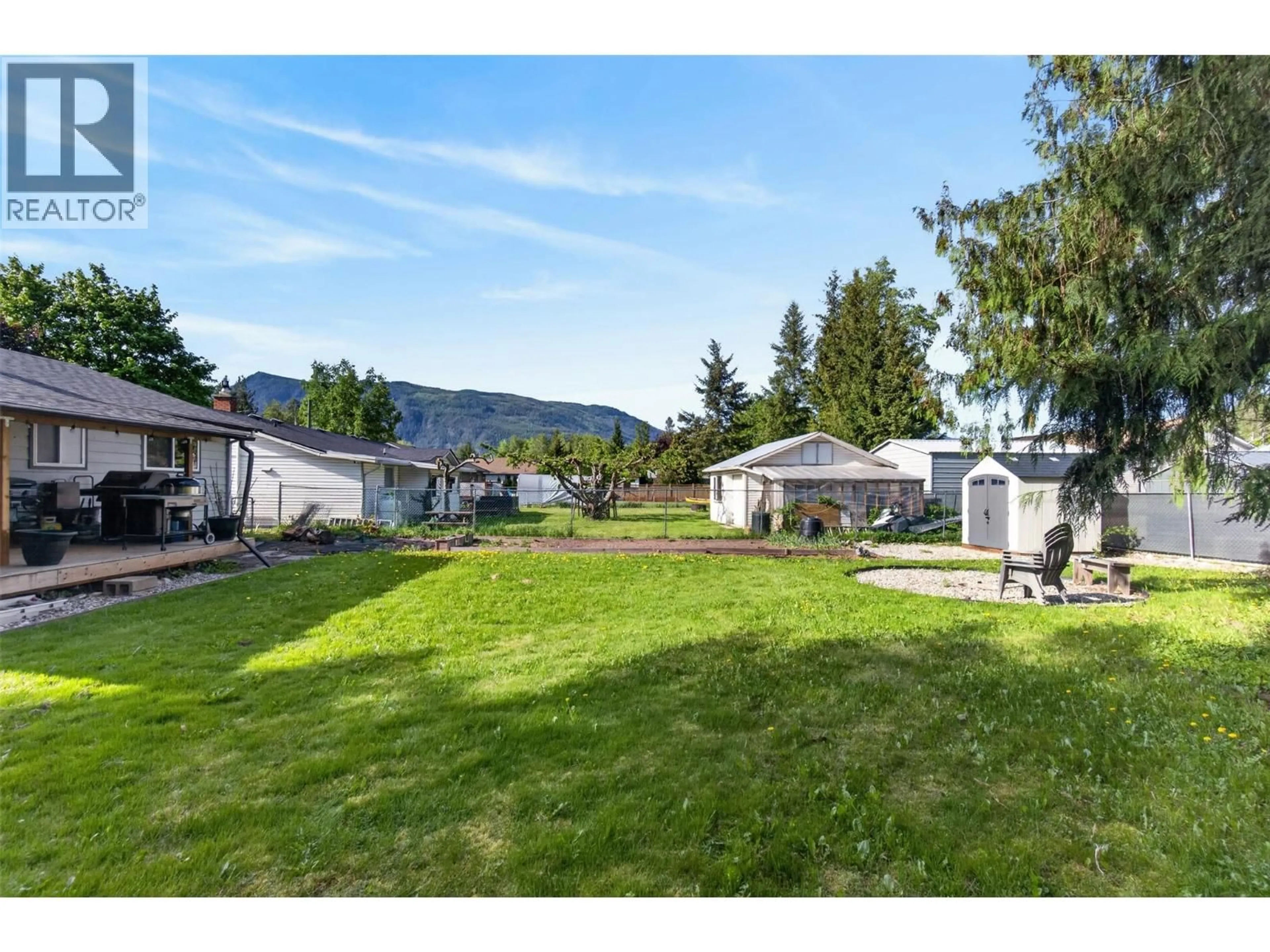Unknown for 409 OAK AVENUE, Sicamous British Columbia V0E2V1