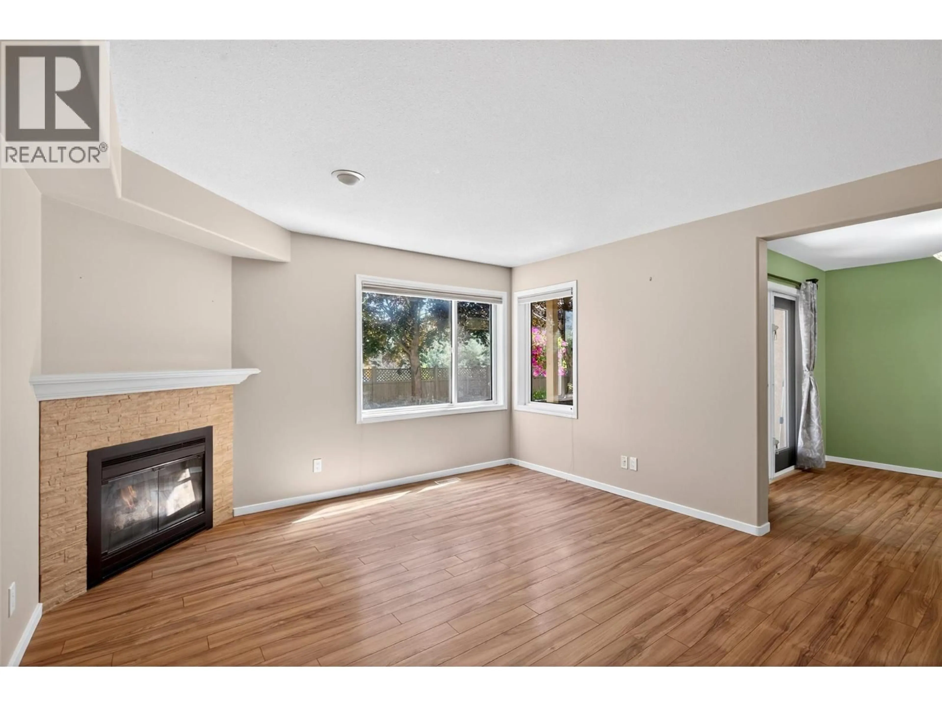 A pic of a room for 106 - 321 WHITMAN ROAD, Kelowna British Columbia V1V1Y6