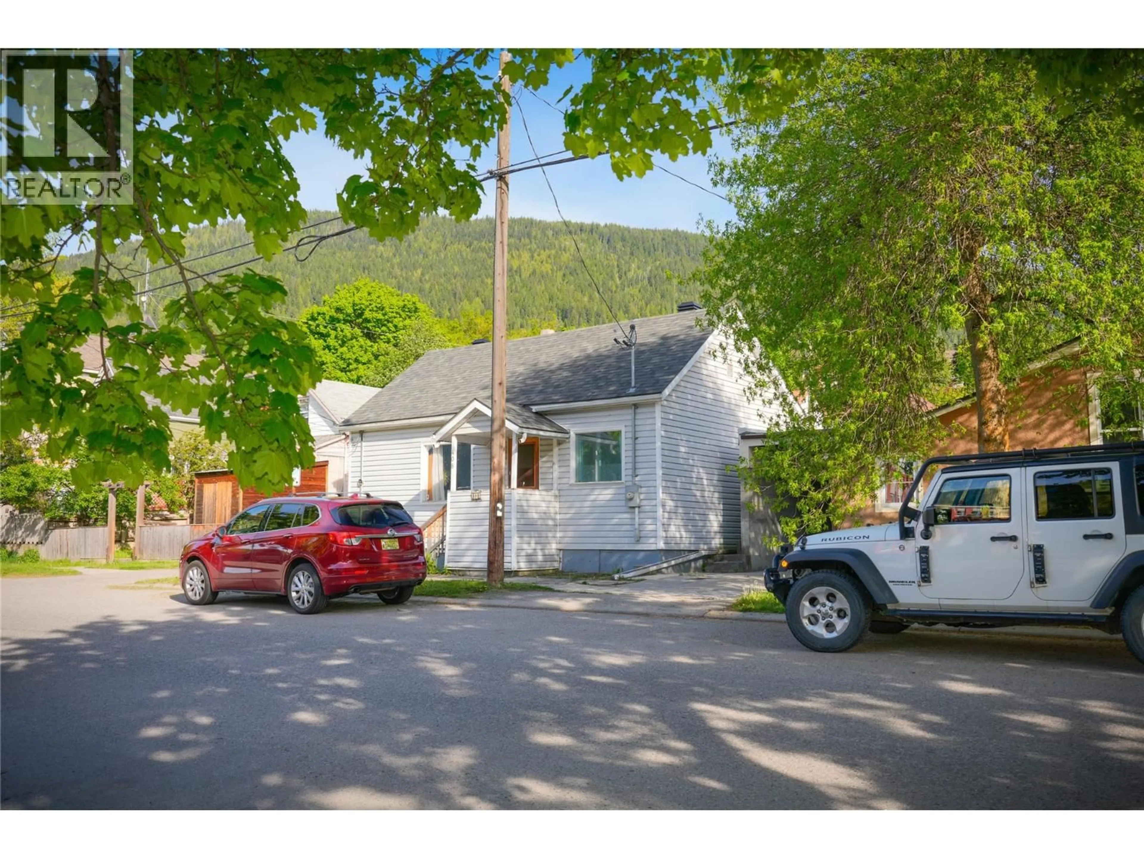 Unknown for 408 MILL STREET, Nelson British Columbia V1L4R9