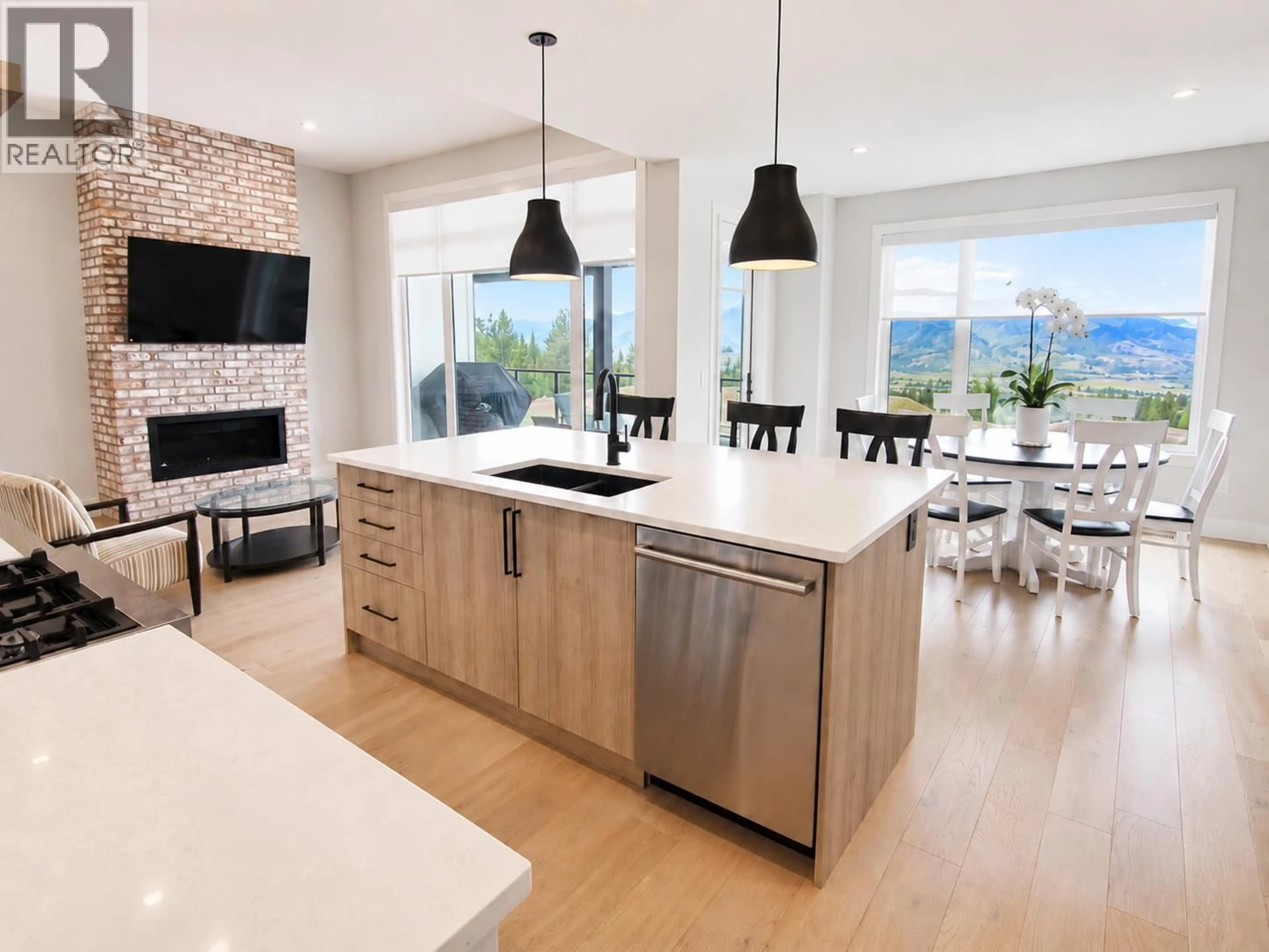 Open concept kitchen, unknown for 1164 ELK STREET, Penticton British Columbia V2A2S6