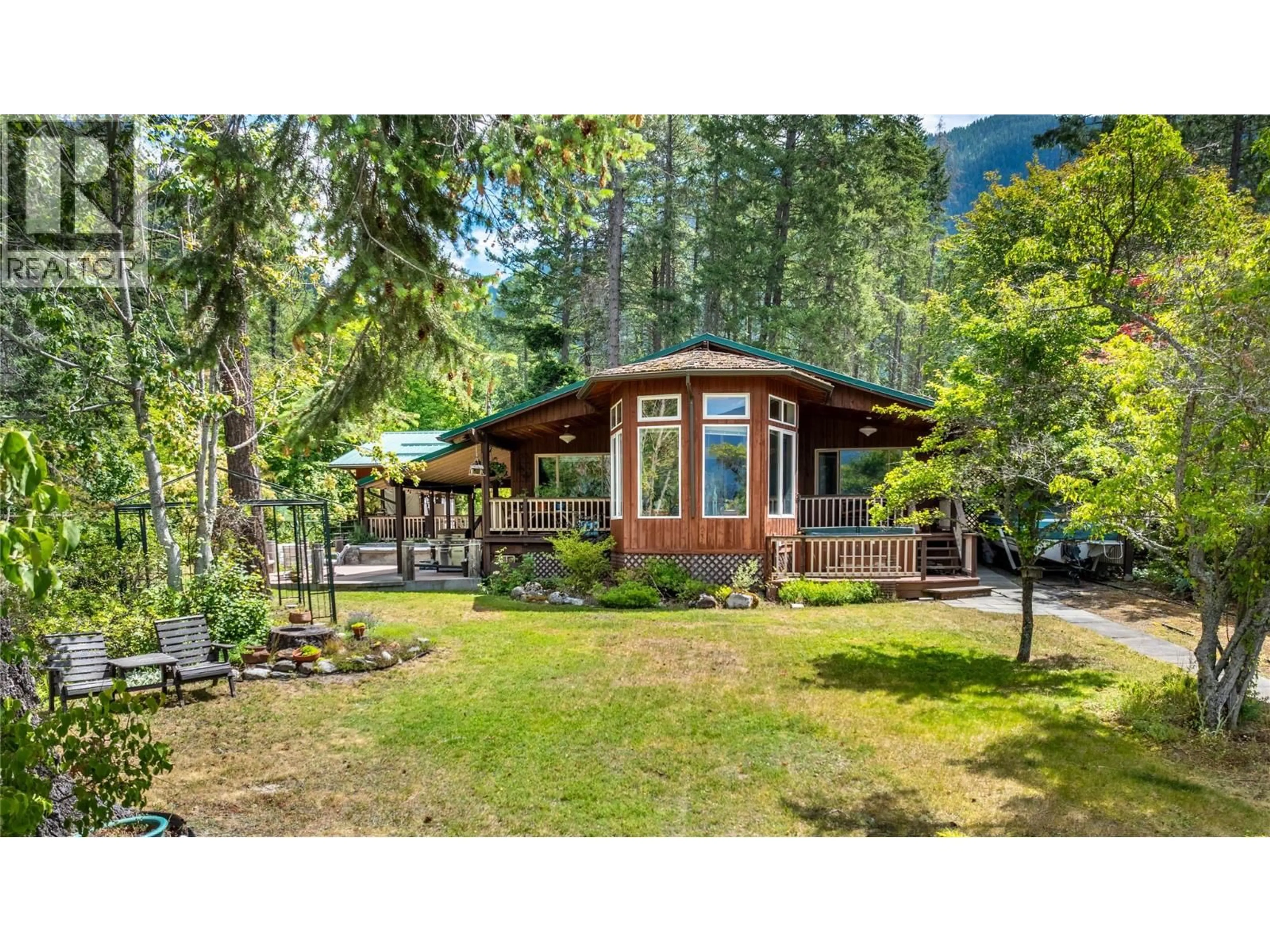 Unknown for 10865 SANCA PARK ROAD, Sanca British Columbia V0B1A2