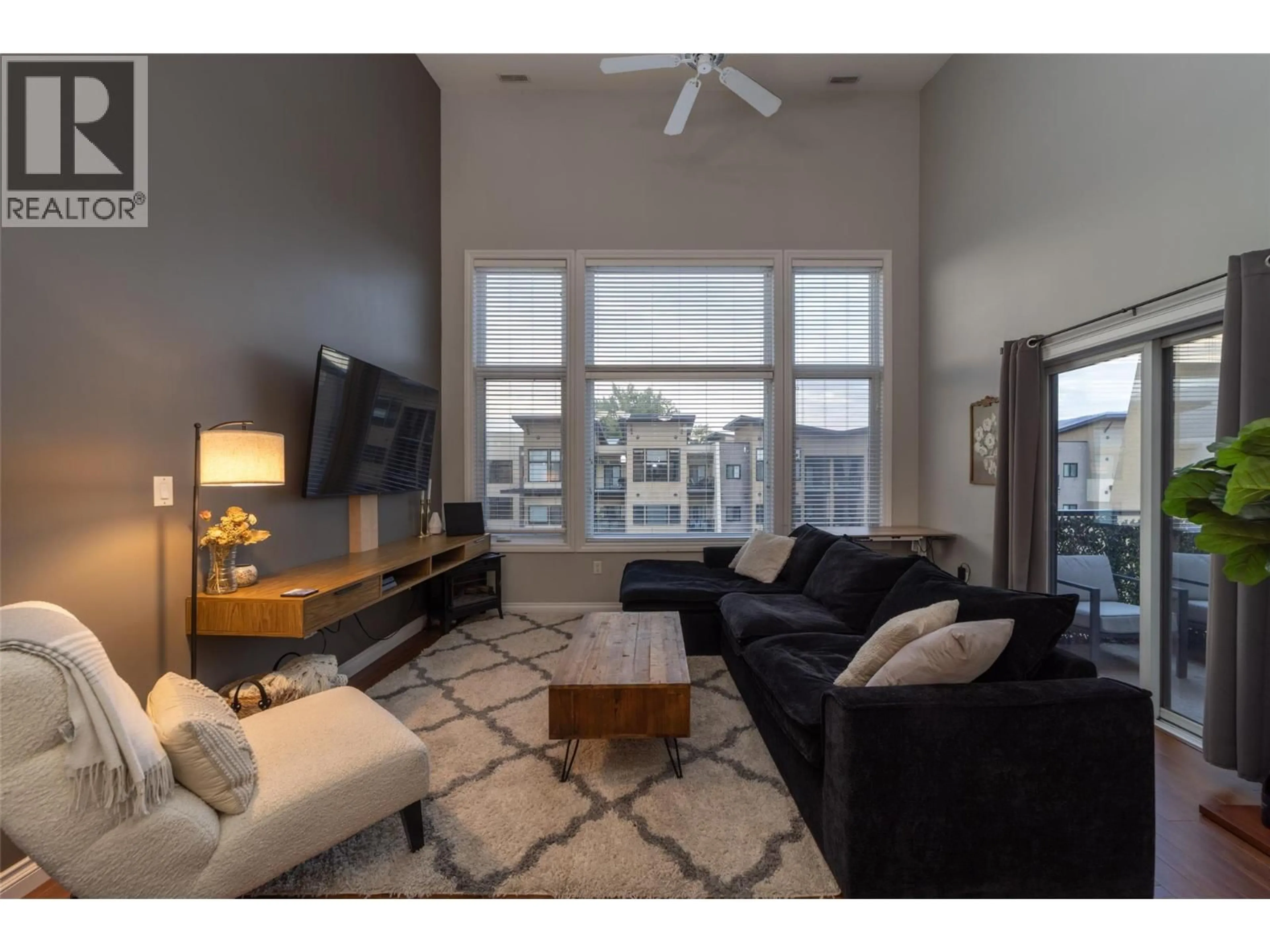 Living room with furniture, unknown for 404 - 3313 WILSON STREET, Penticton British Columbia V2A8J3
