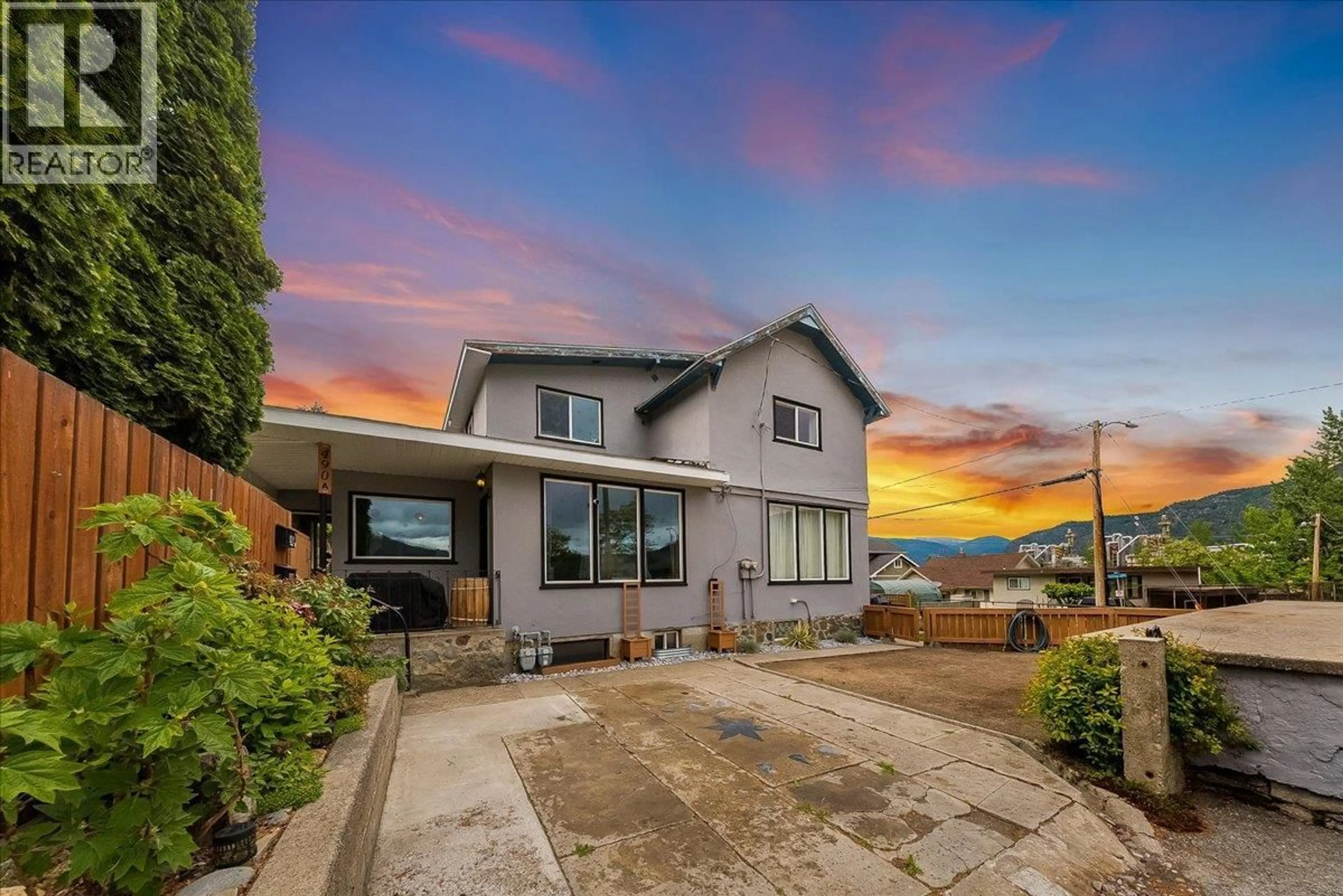 A pic from outside/outdoor area/front of a property/back of a property/a pic from drone, mountain view for 490 AUSTAD LANE, Trail British Columbia V1R3K6