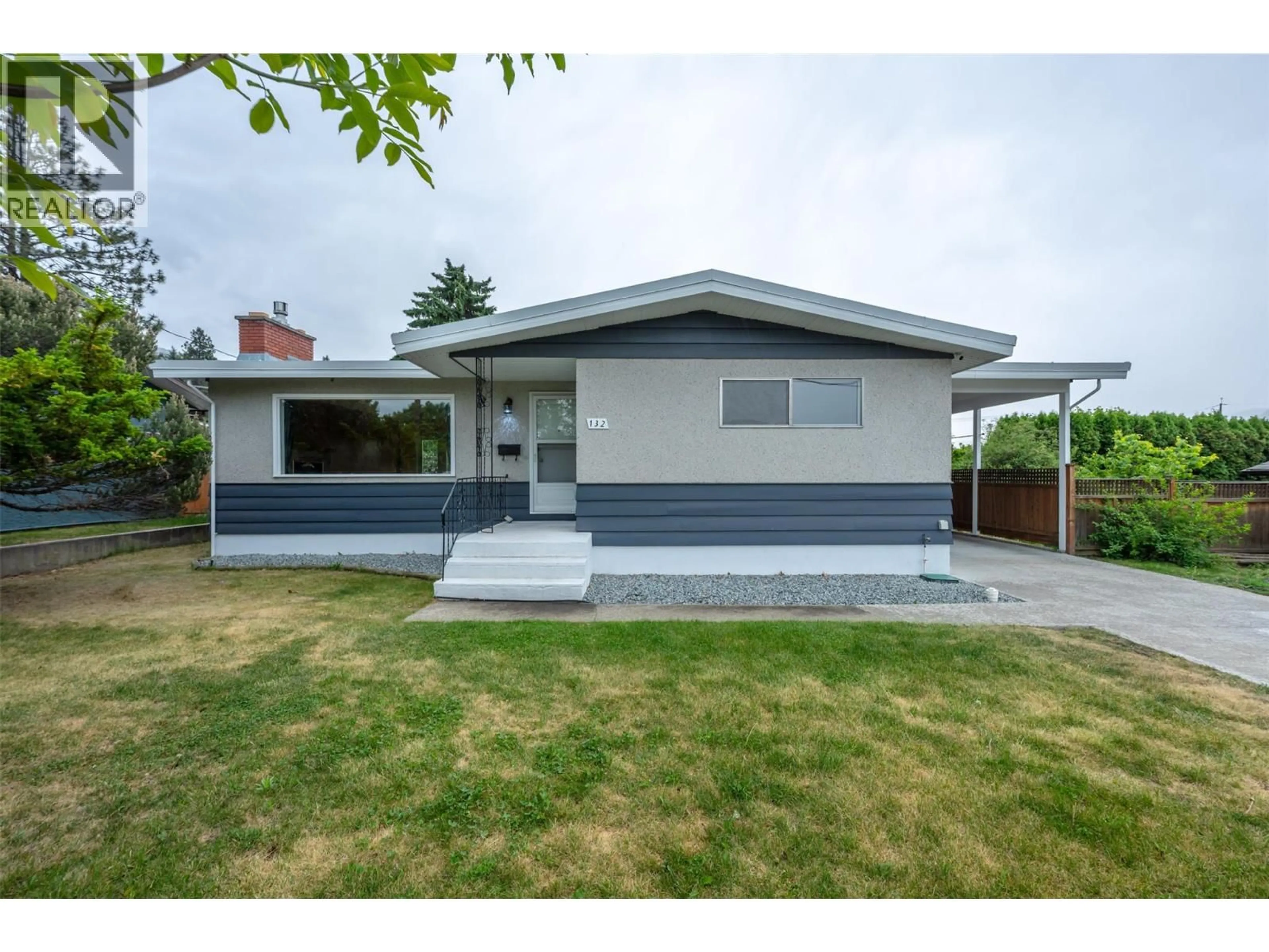 Home with vinyl exterior material, street for 132 SECREST PLACE, Penticton British Columbia V2A3R3