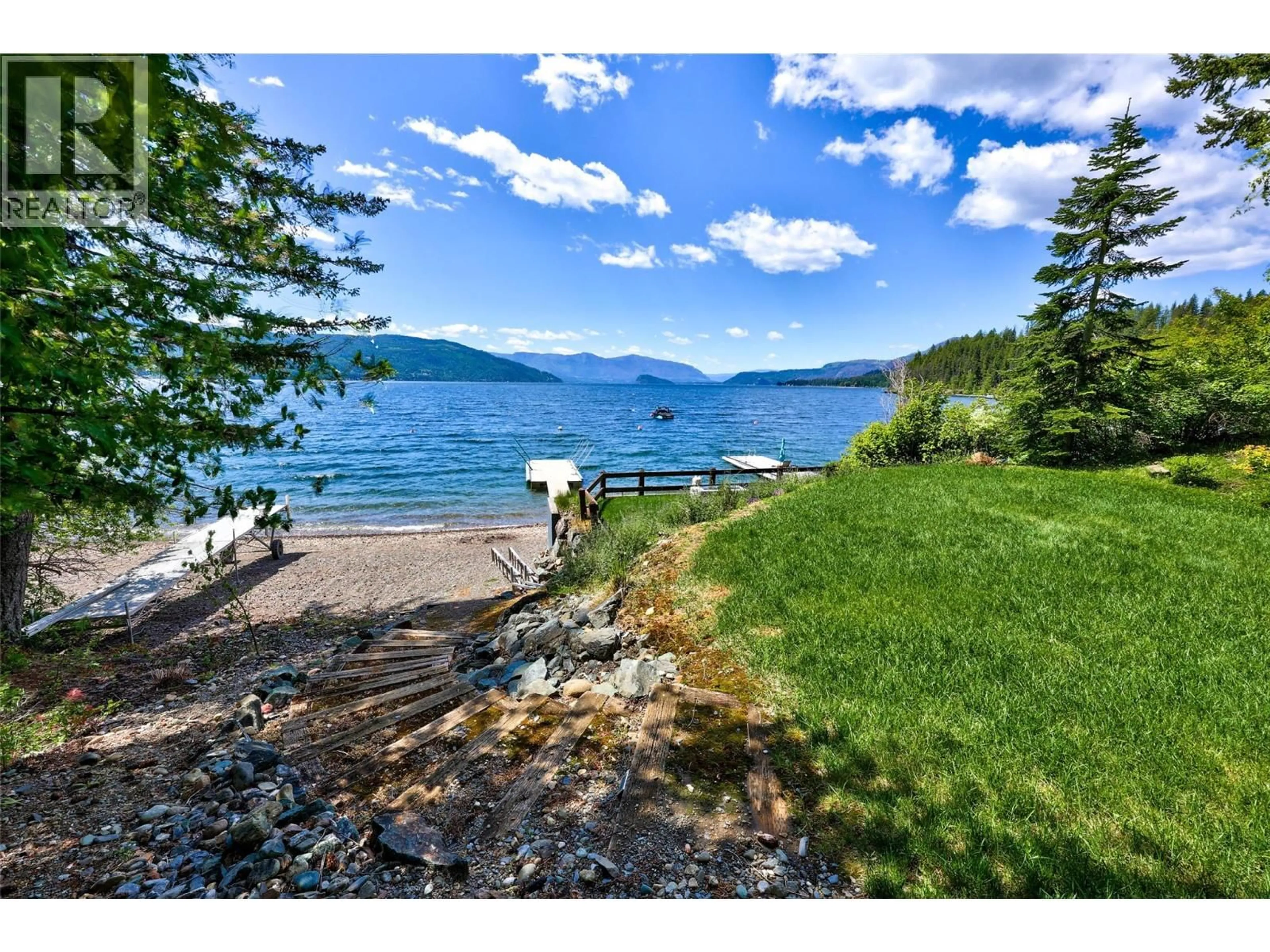 Patio, water/lake/river/ocean view for 6058 DAVIS ROAD, Magna Bay British Columbia V0E1L0