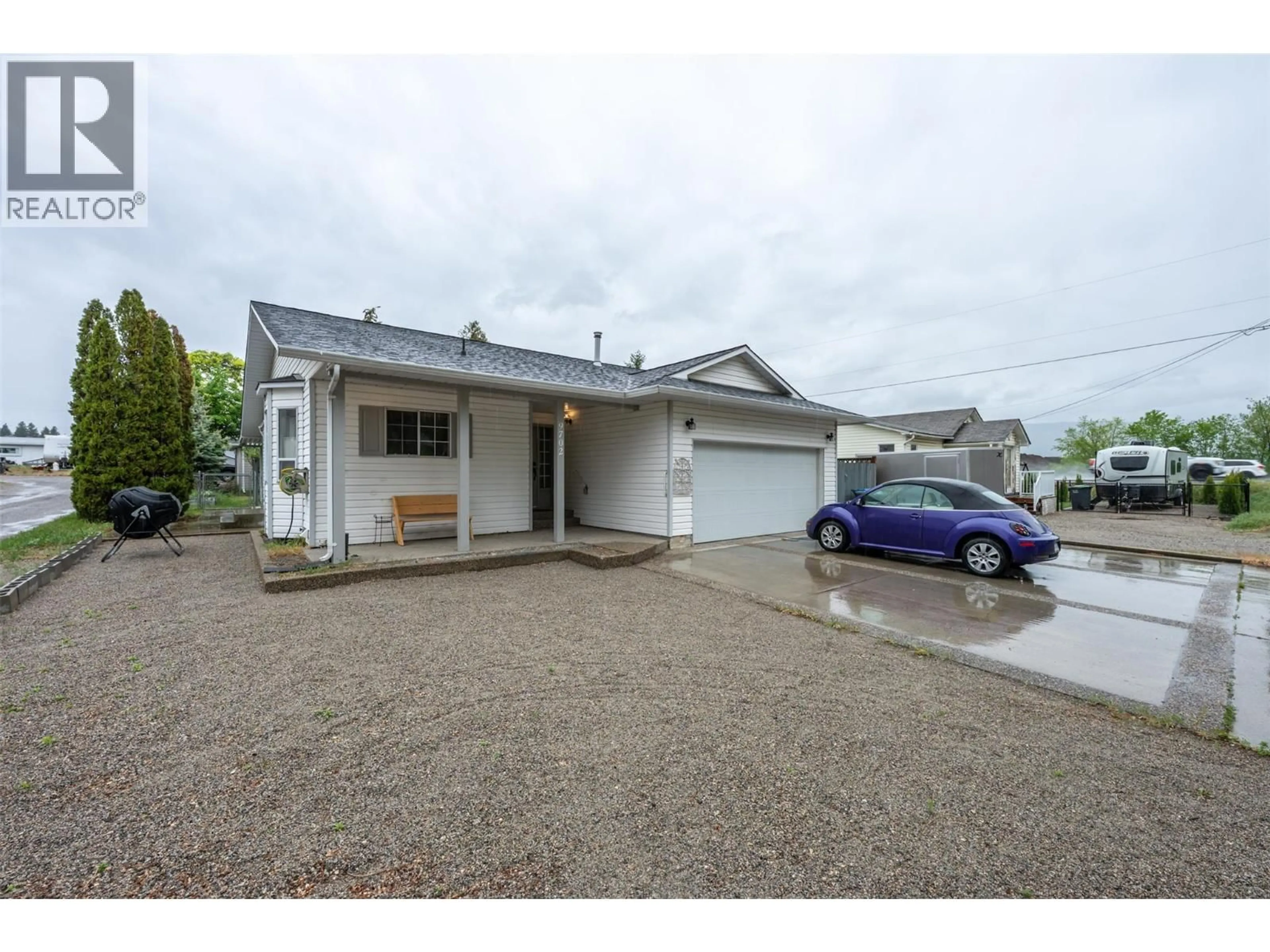 Indoor garage for 9702 SARGEANT STREET, Summerland British Columbia V0H1Z3