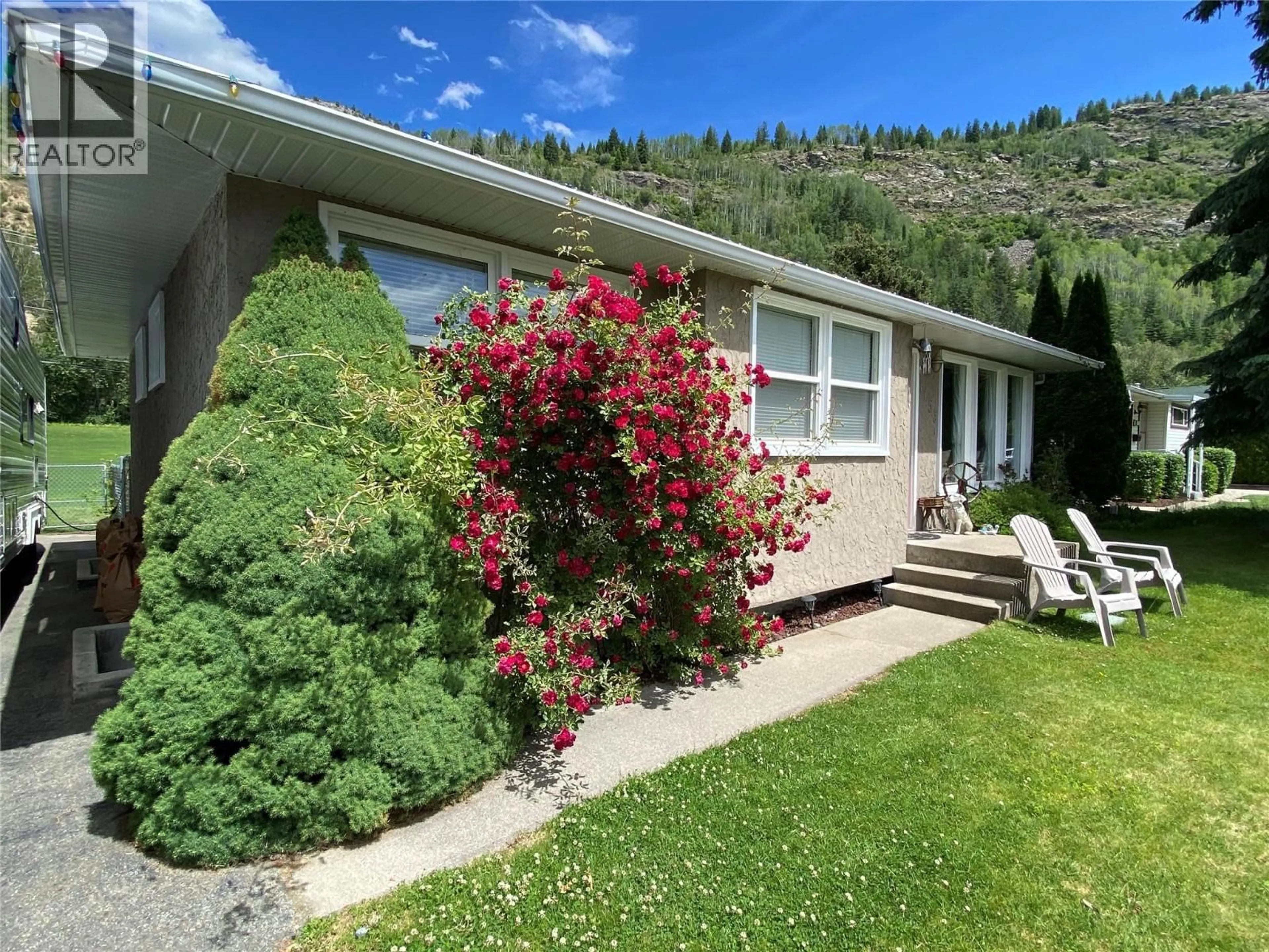 Unknown for 1153 MARIANNA CRESCENT, Trail British Columbia V1R5C1