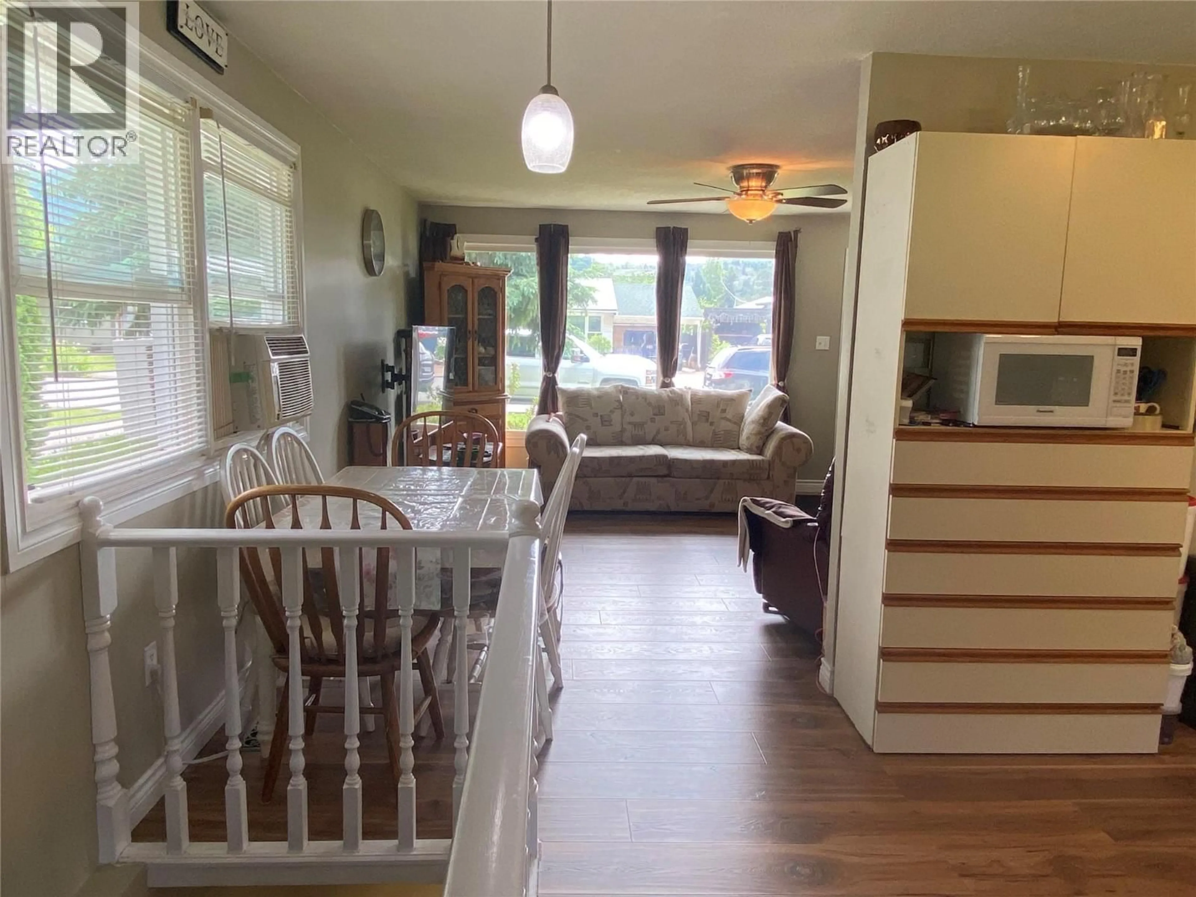 Unknown for 1153 MARIANNA CRESCENT, Trail British Columbia V1R5C1