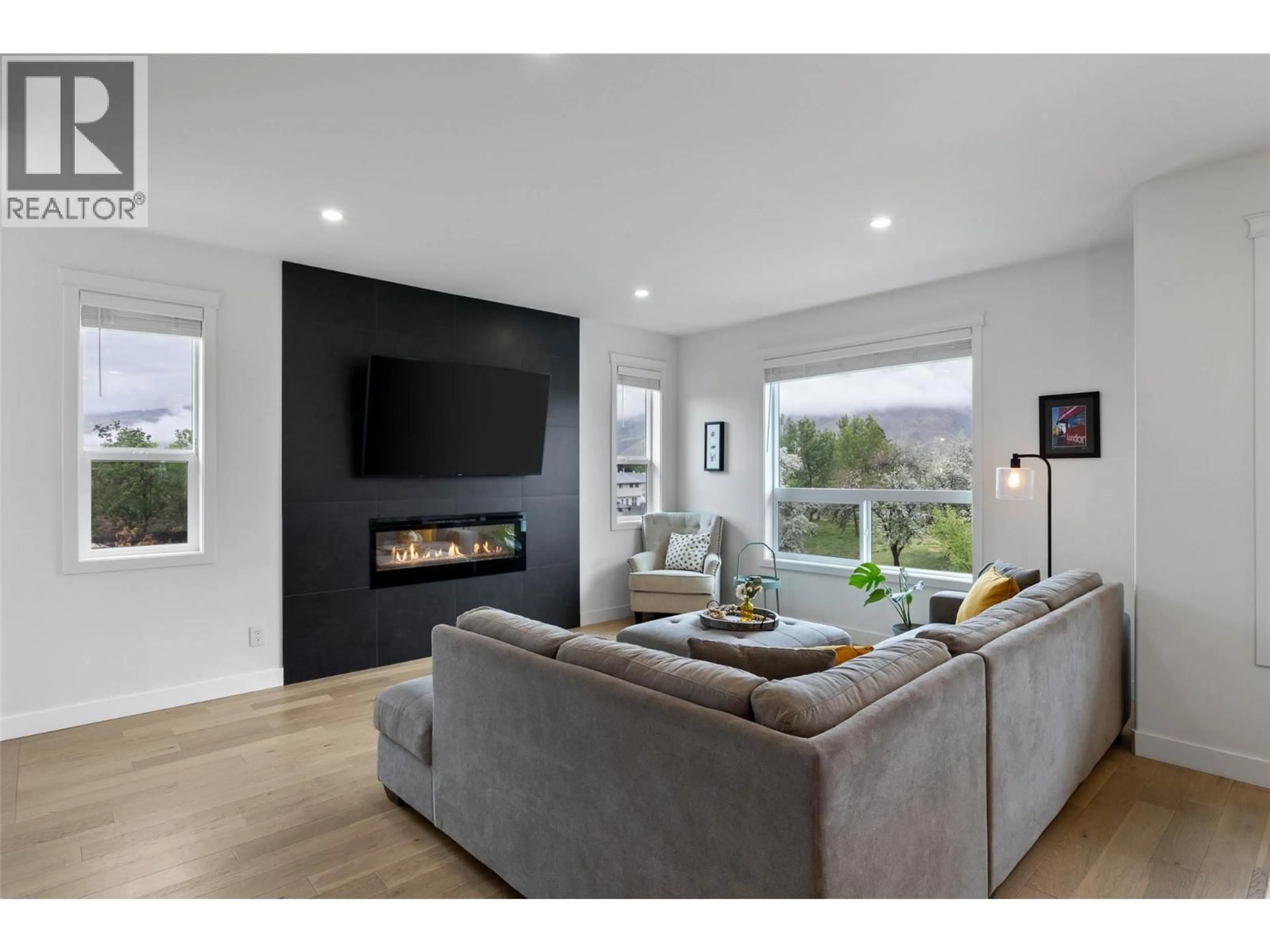Unknown for 2575 ELSTON DRIVE, Kamloops British Columbia V2B0J9