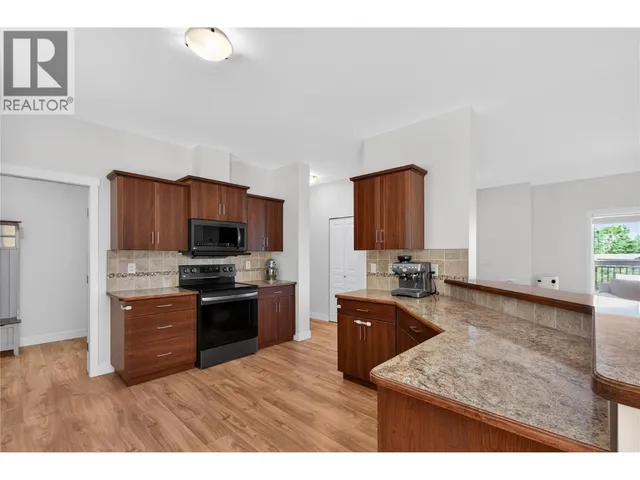 129 BIRCH AVENUE, Kaleden 5