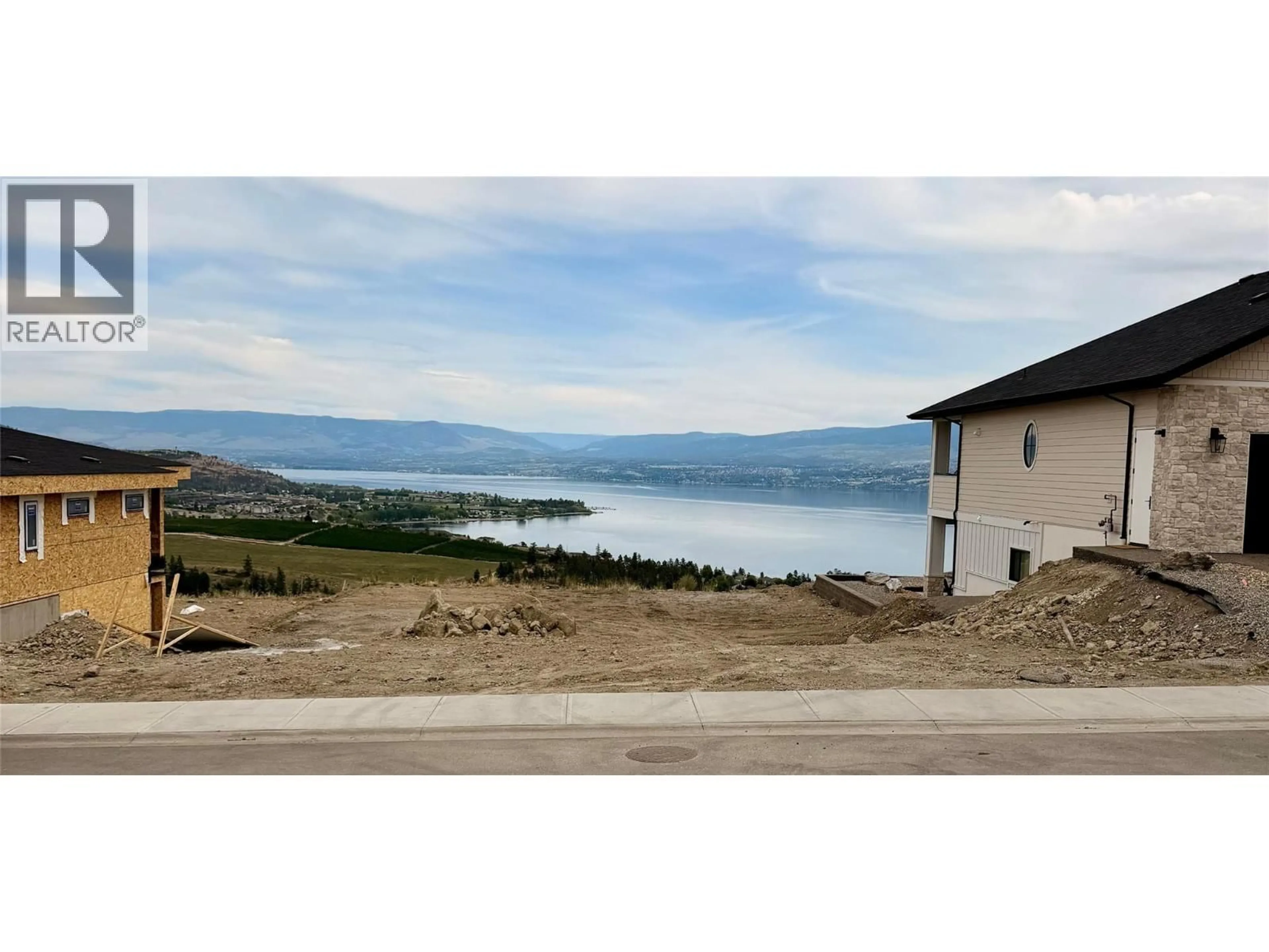 Blurry image for 4055 SAND GLASS COURT, West Kelowna British Columbia V4T0H1