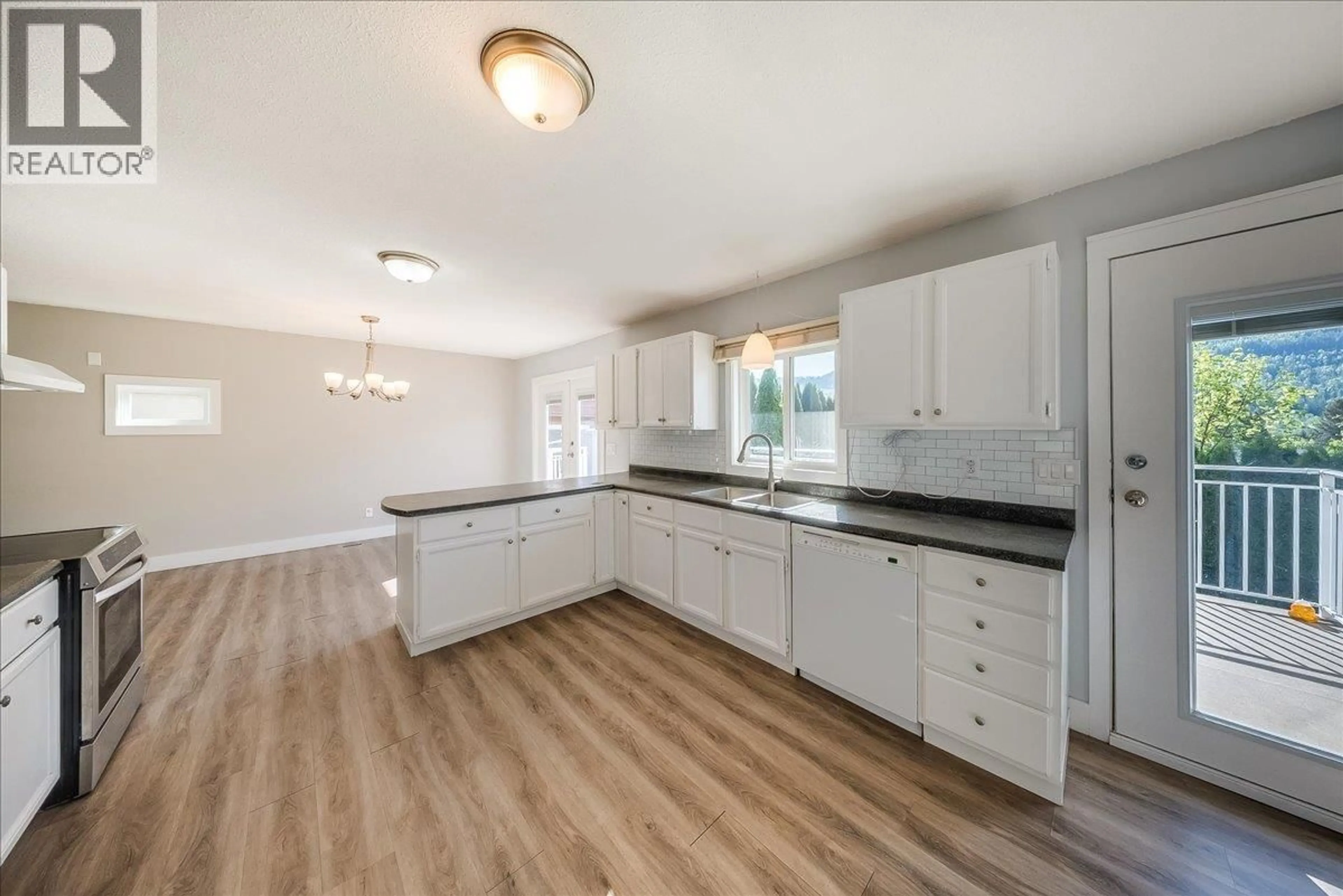 Unknown for 909 7TH STREET, Montrose British Columbia V0G1P0
