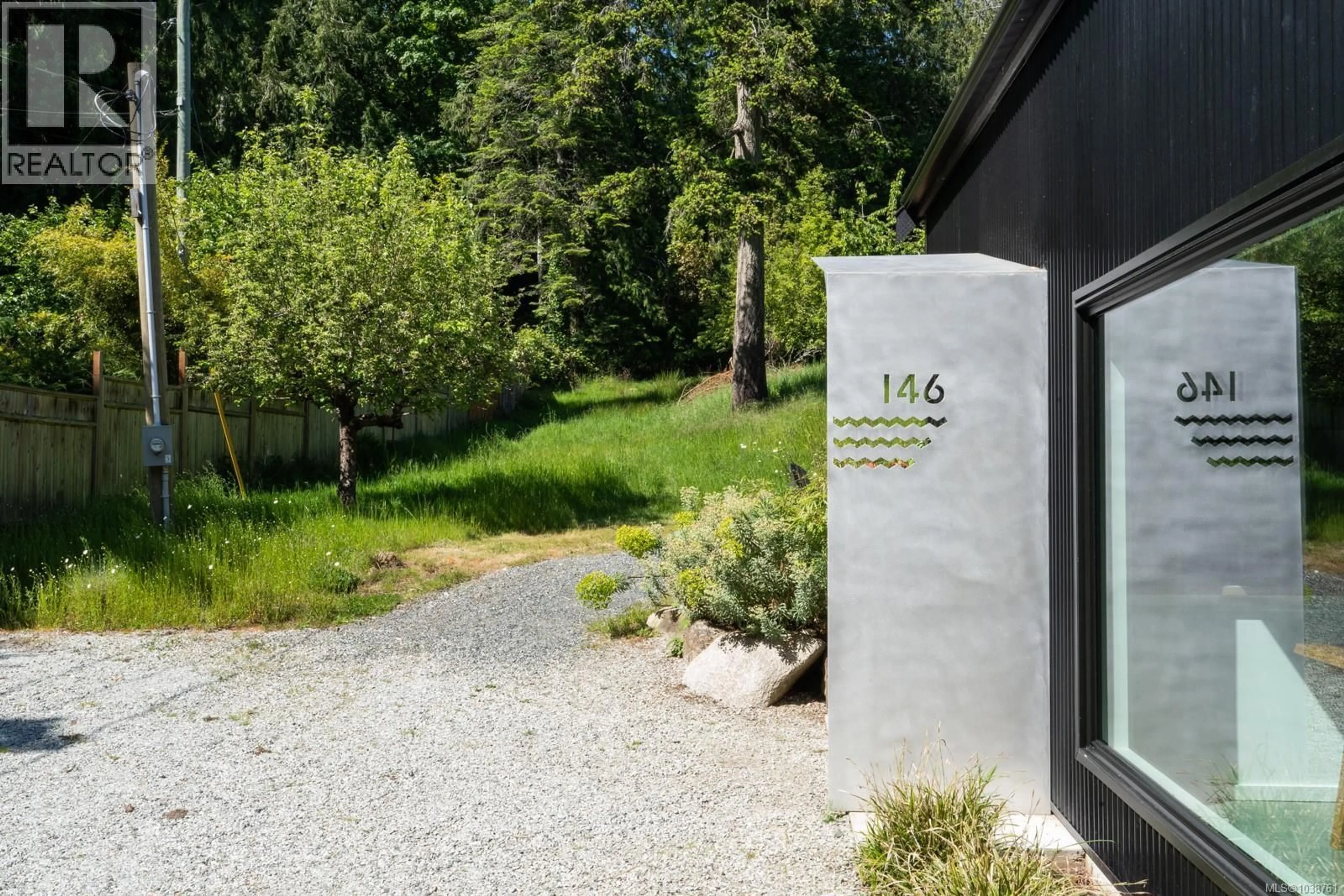 Patio, unknown for 146 MENHINICK DRIVE, Salt Spring British Columbia V8K1W7