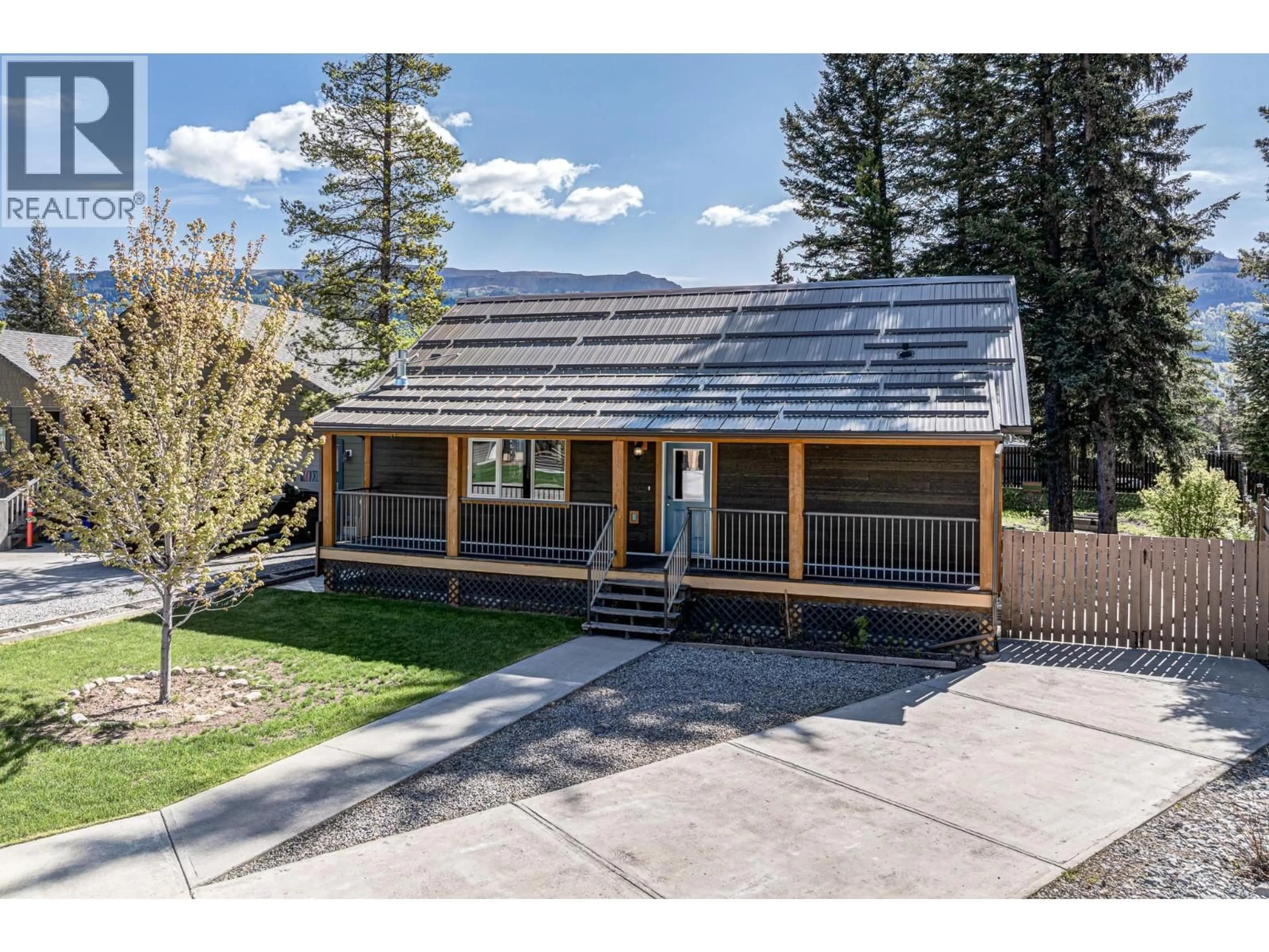 Unknown for 2058 GOLDEN EAGLE DRIVE, Sparwood British Columbia V0B2G2