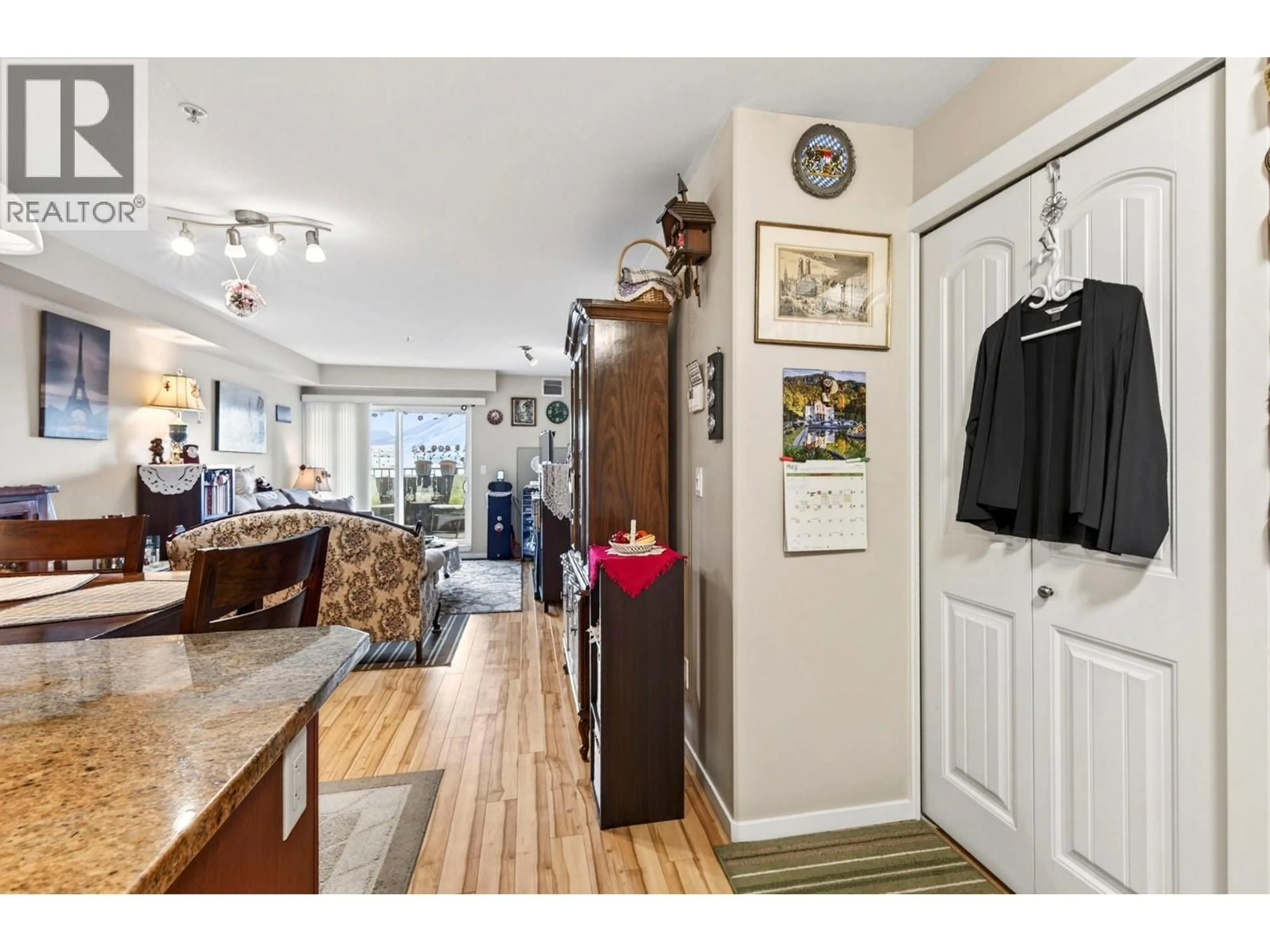 Indoor entryway for 328 - 689 TRANQUILLE ROAD, Kamloops British Columbia V2B0C7