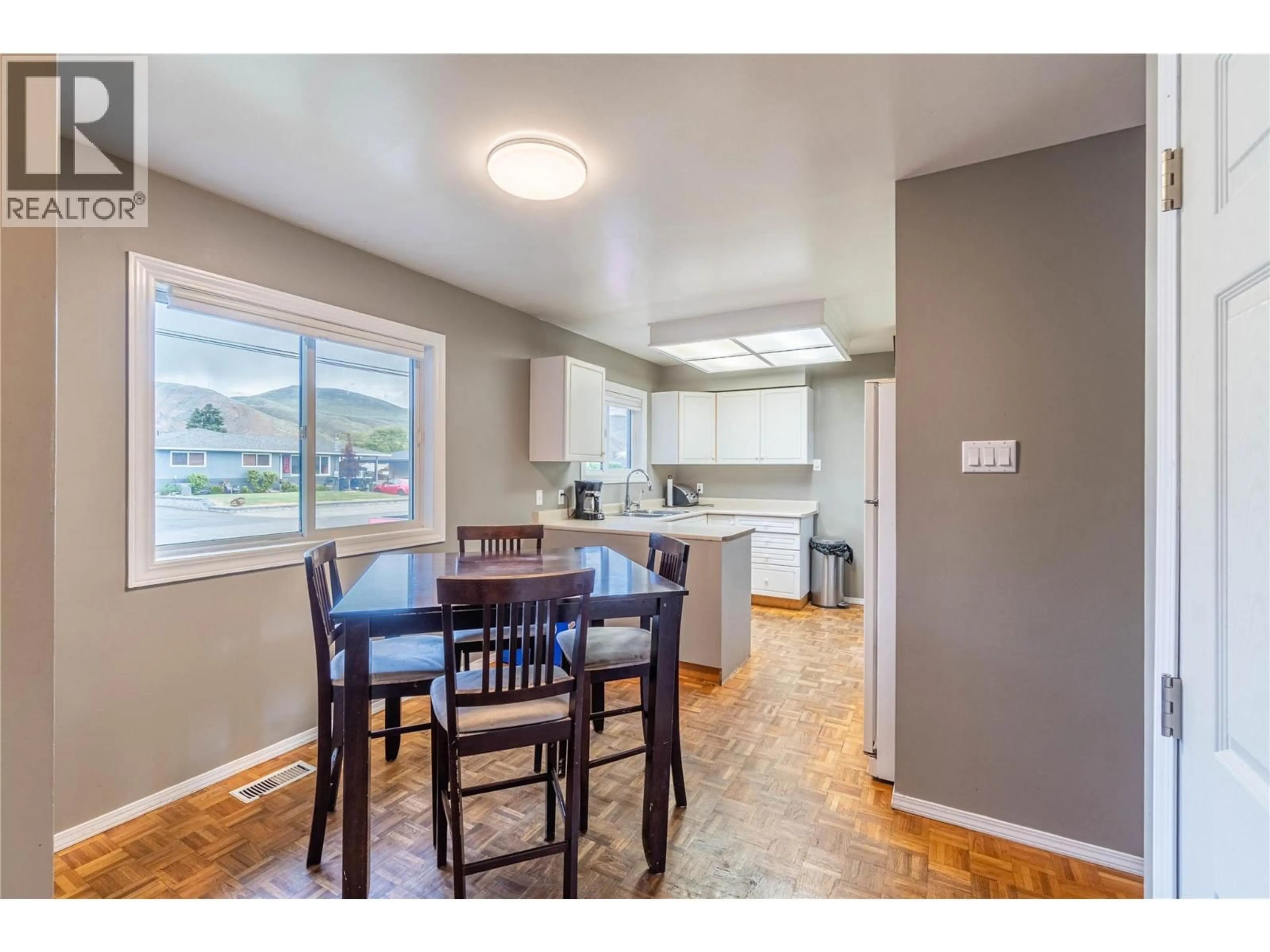 Unknown for 2255 FLEETWOOD AVENUE, Kamloops British Columbia V2B4S6
