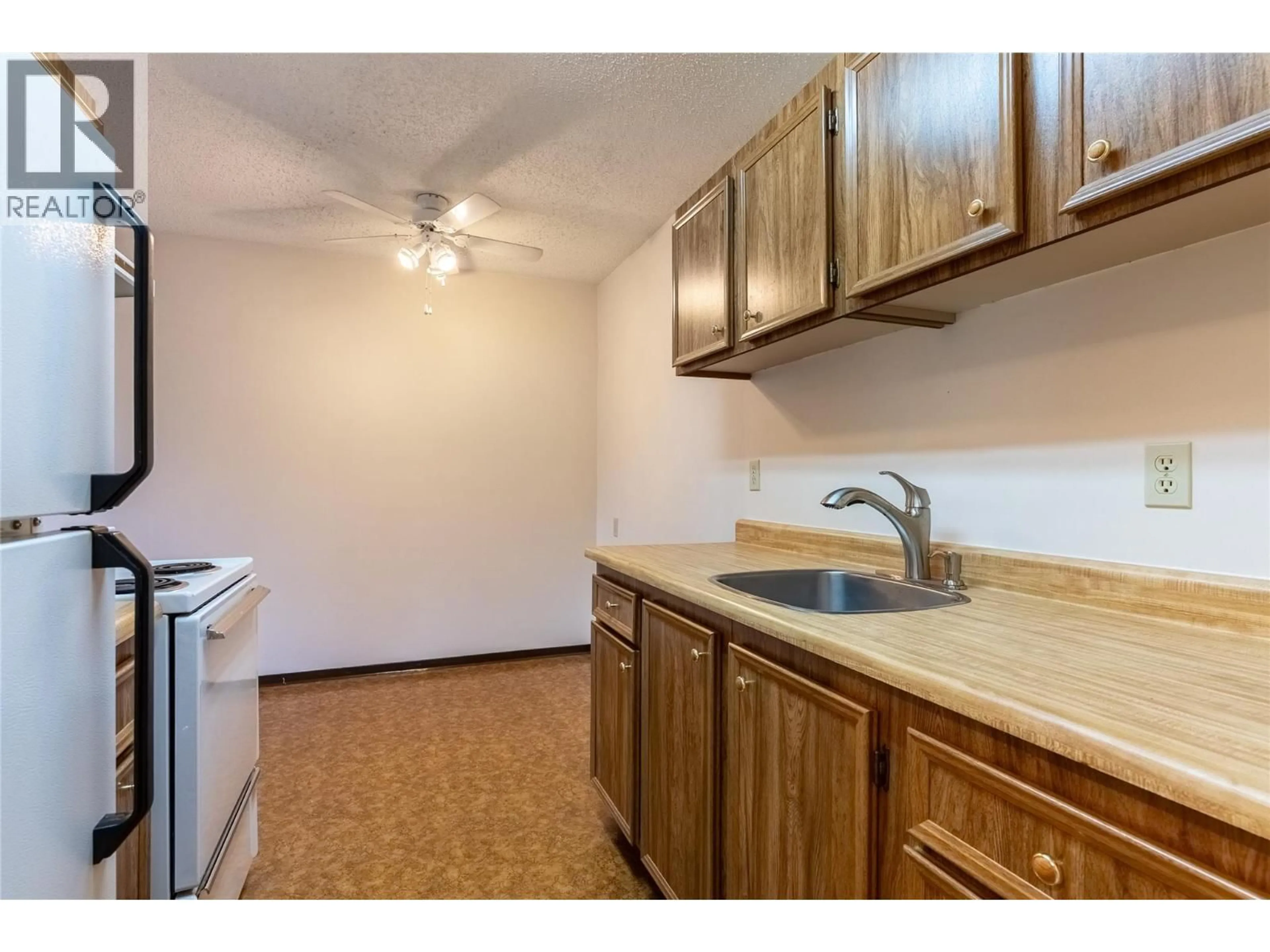 Standard kitchen, unknown for 207 - 280 ALDER DRIVE, Logan Lake British Columbia V0K1W0