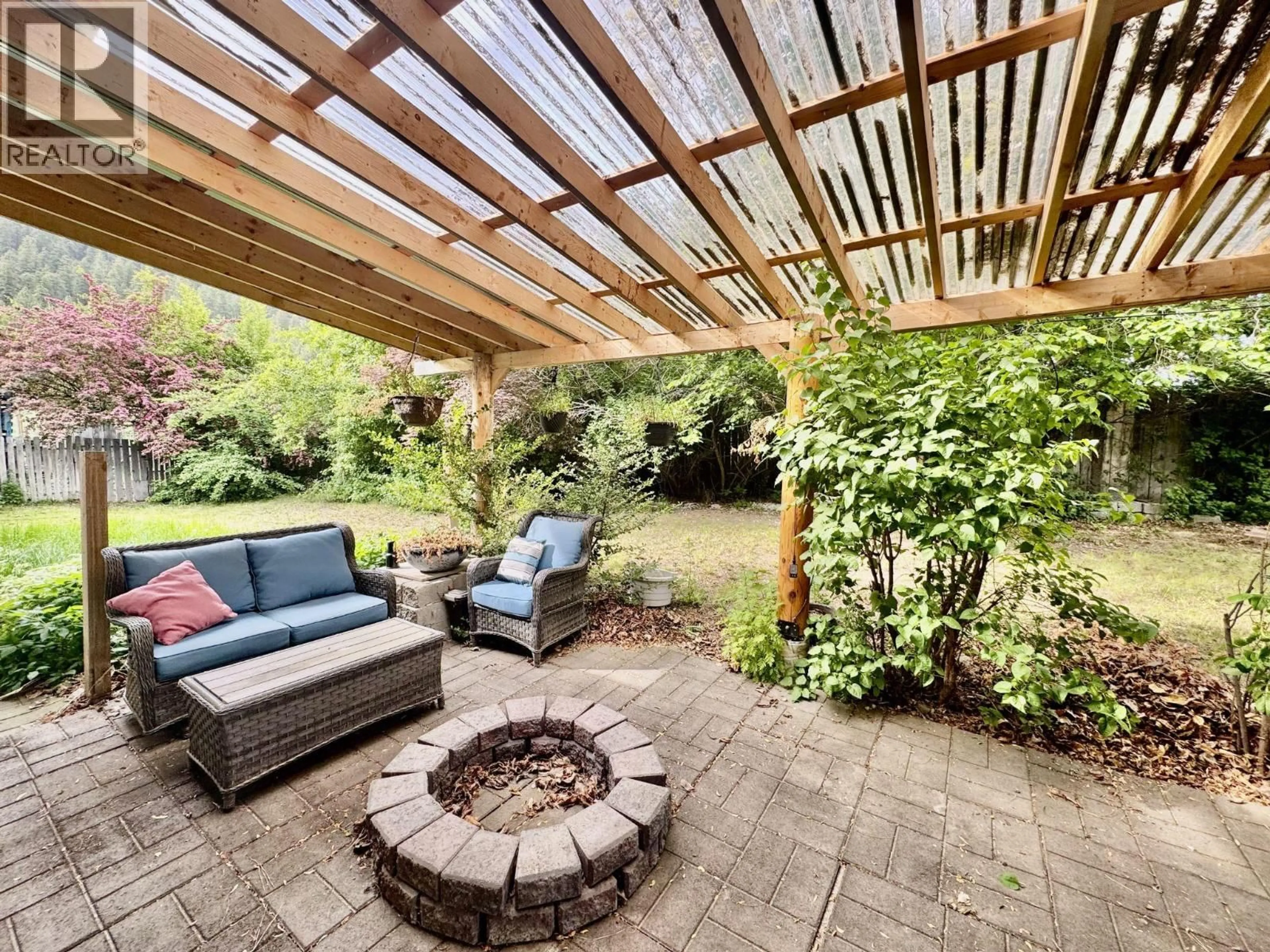Unknown for 4976 NASH STREET, Peachland British Columbia V0H1X8