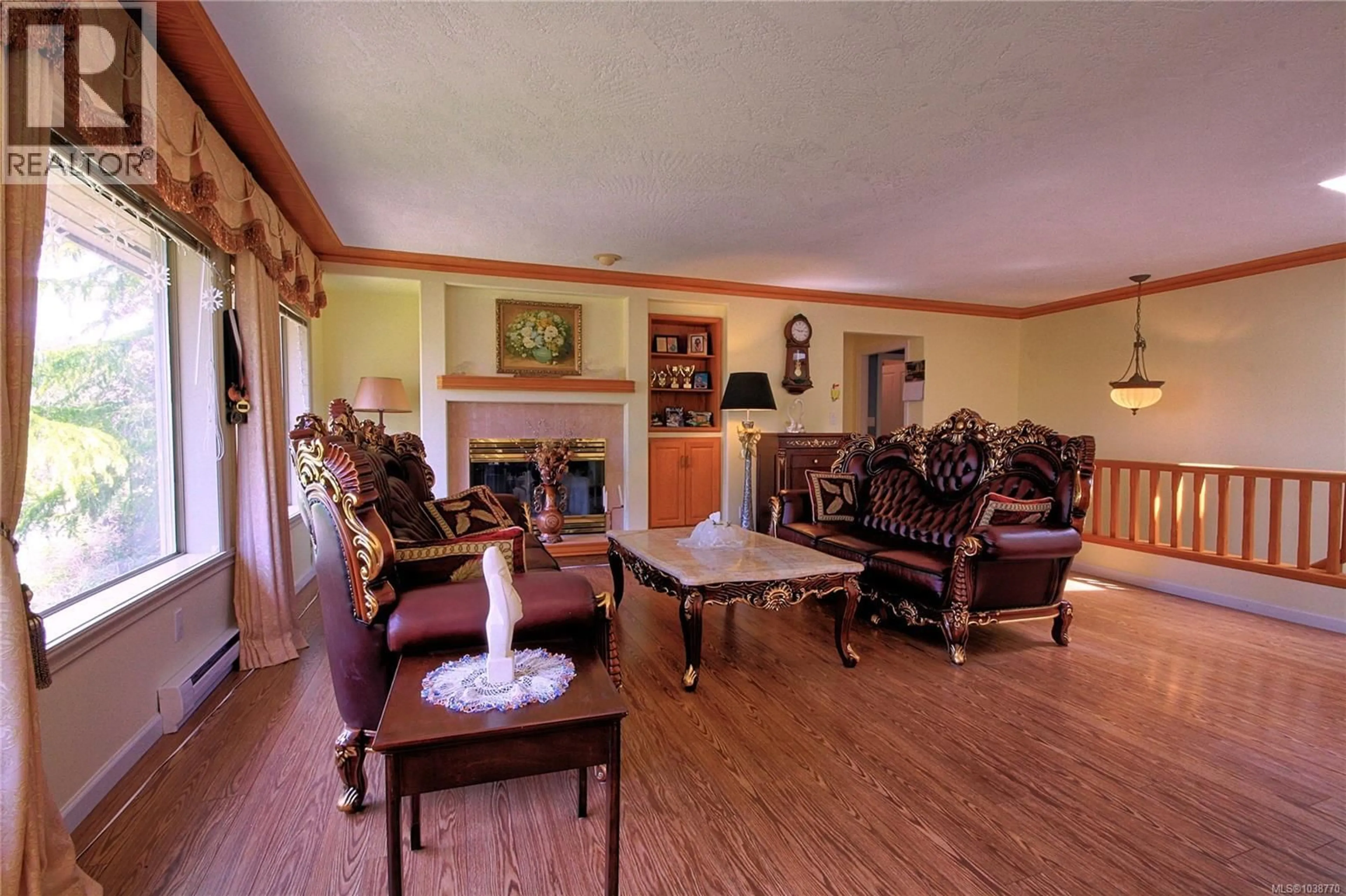 Living room with furniture, unknown for 4355 EMILY CARR DRIVE, Saanich British Columbia V8X5E3