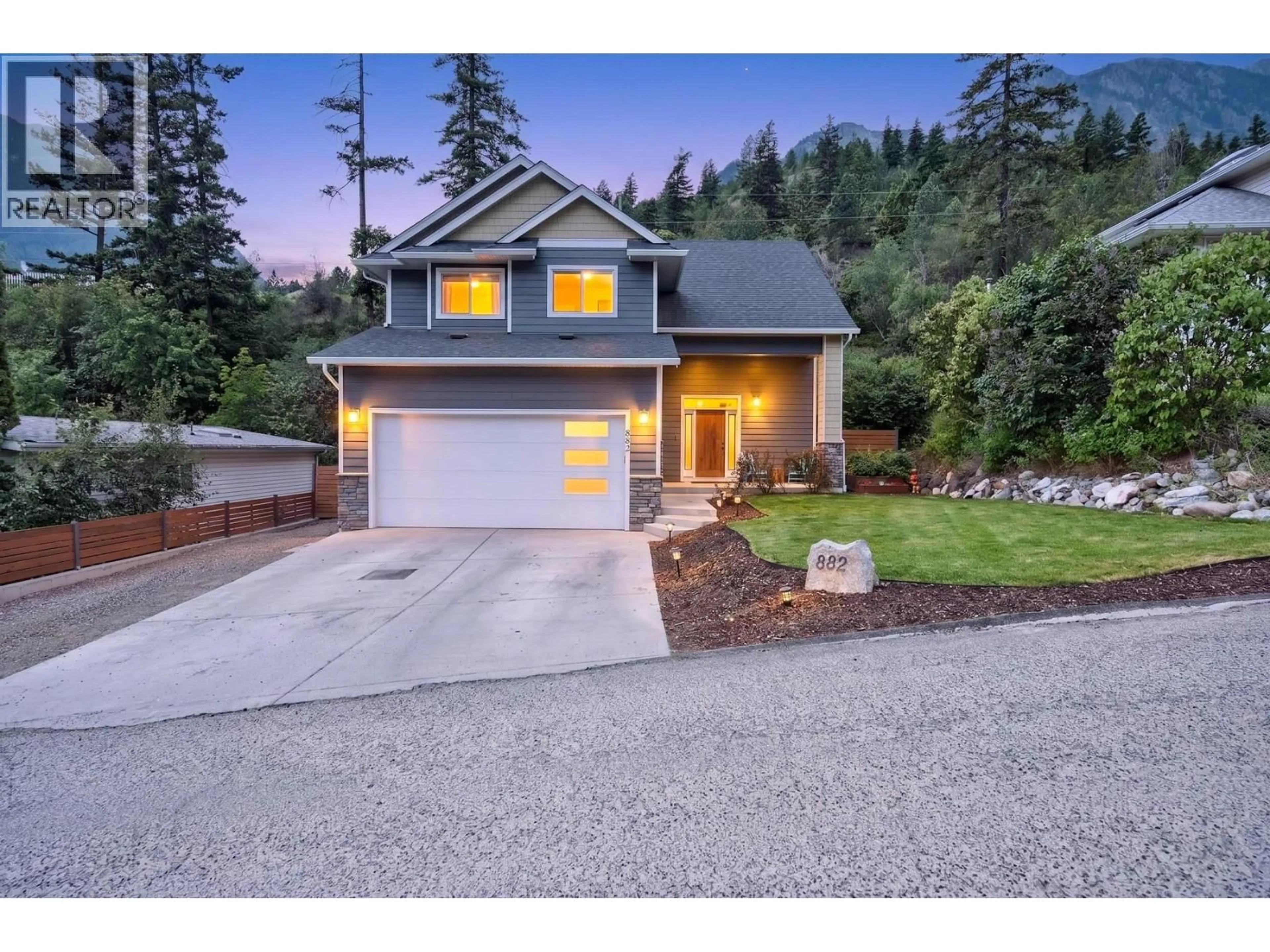 Unknown for 882 EAGLESON CRESCENT, Lillooet British Columbia V0K1V0