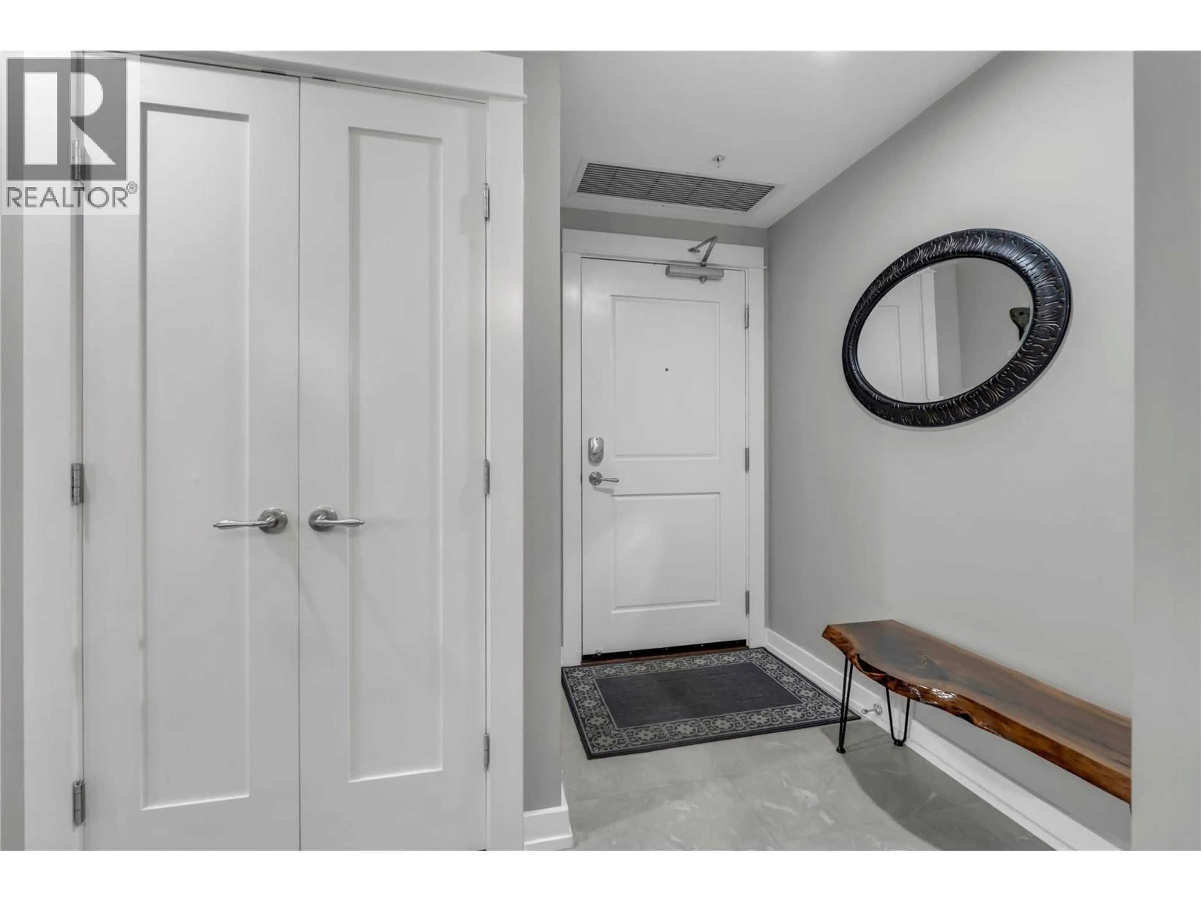 Indoor entryway for 1103 - 75 MARTIN STREET, Penticton British Columbia V2A9C8