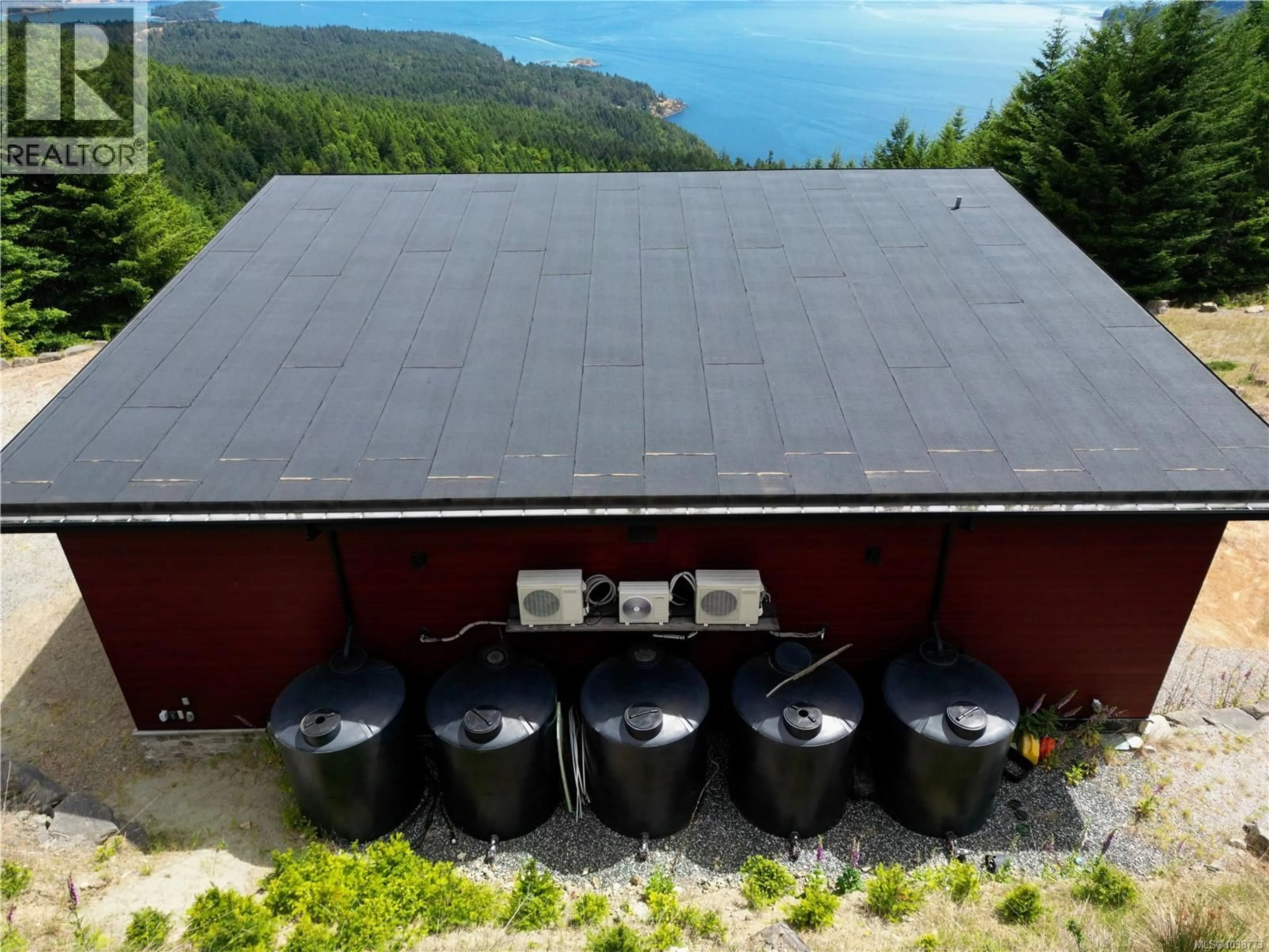 A pic from outside/outdoor area/front of a property/back of a property/a pic from drone, water/lake/river/ocean view for 641 ANNAS DRIVE SOUTHWEST, Salt Spring British Columbia V8K2W9