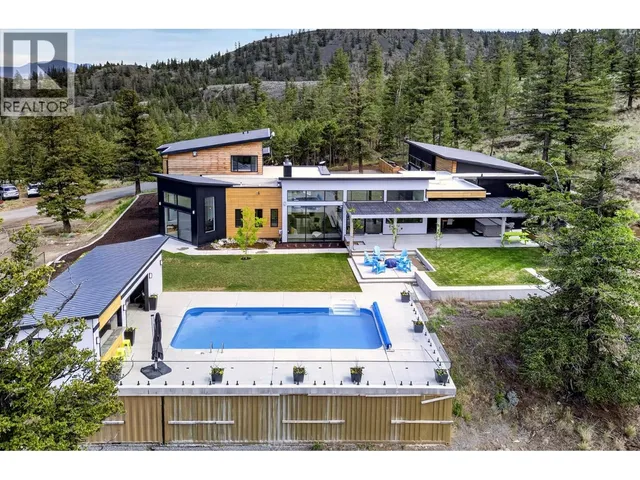 879 DEER DRIVE, Kamloops 3