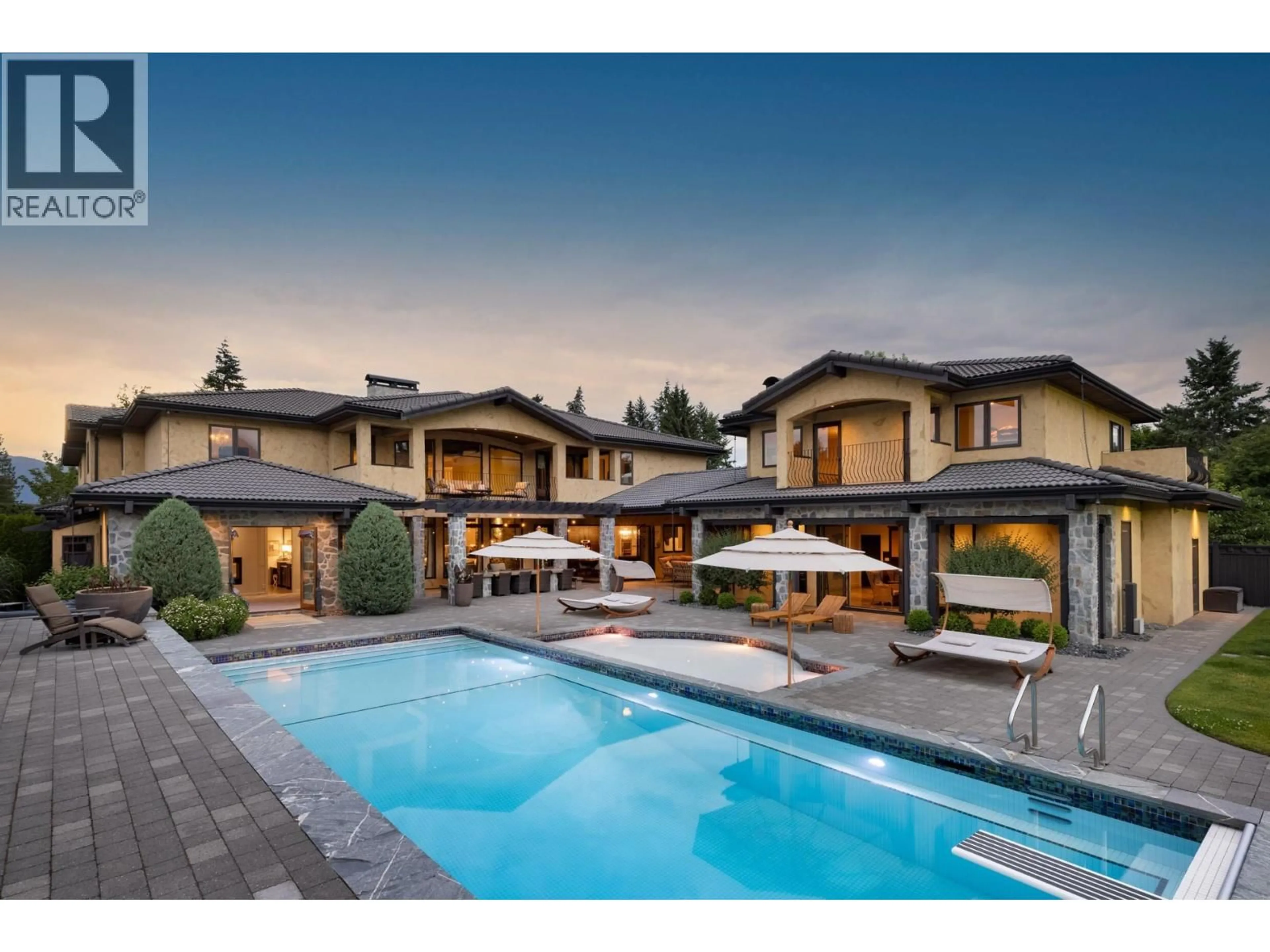 Pool for 4383 HOBSON ROAD, Kelowna British Columbia V1W1Y4