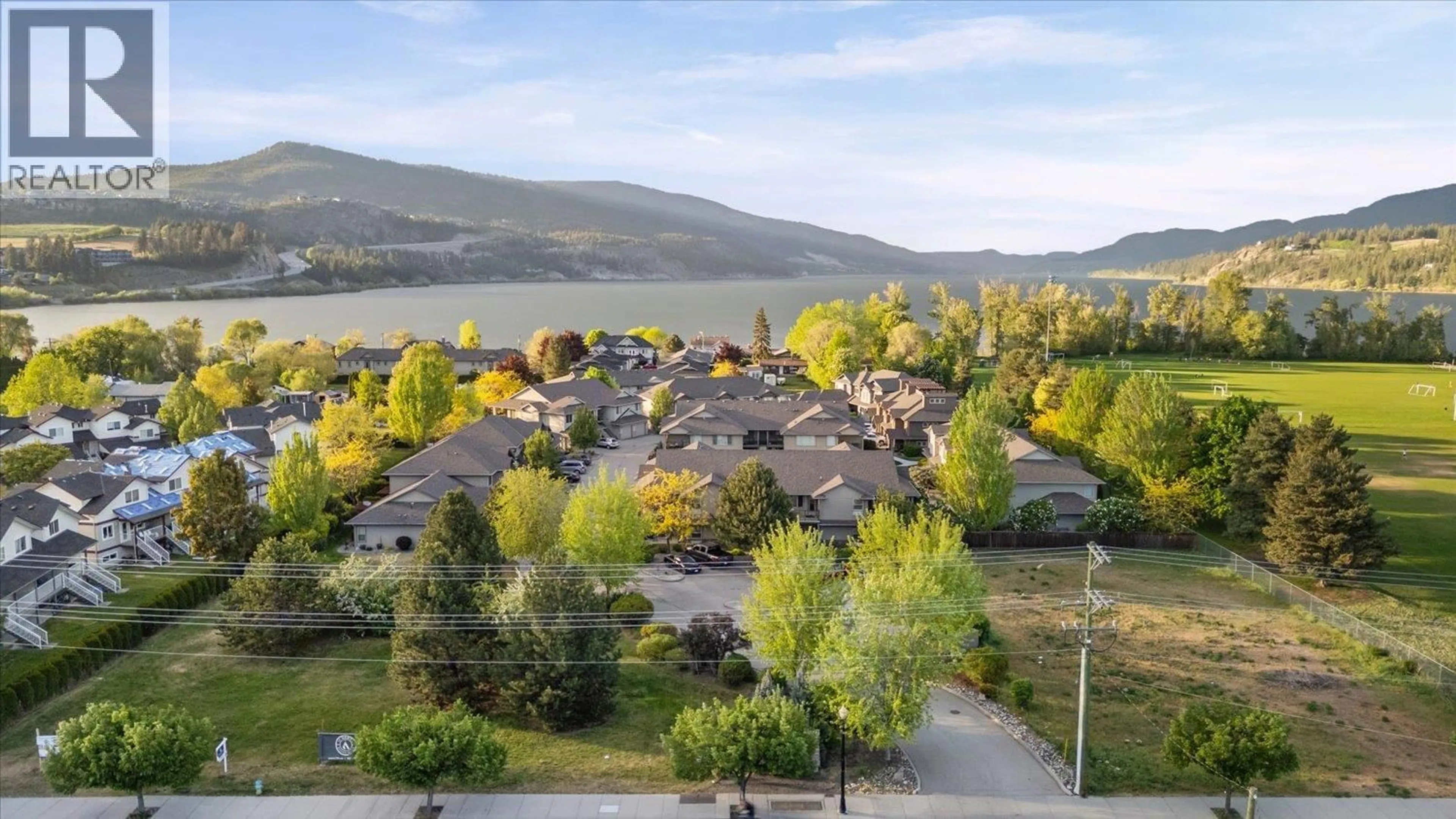 Unknown for 205 - 3350 WOODSDALE ROAD, Lake Country British Columbia V4V2R7
