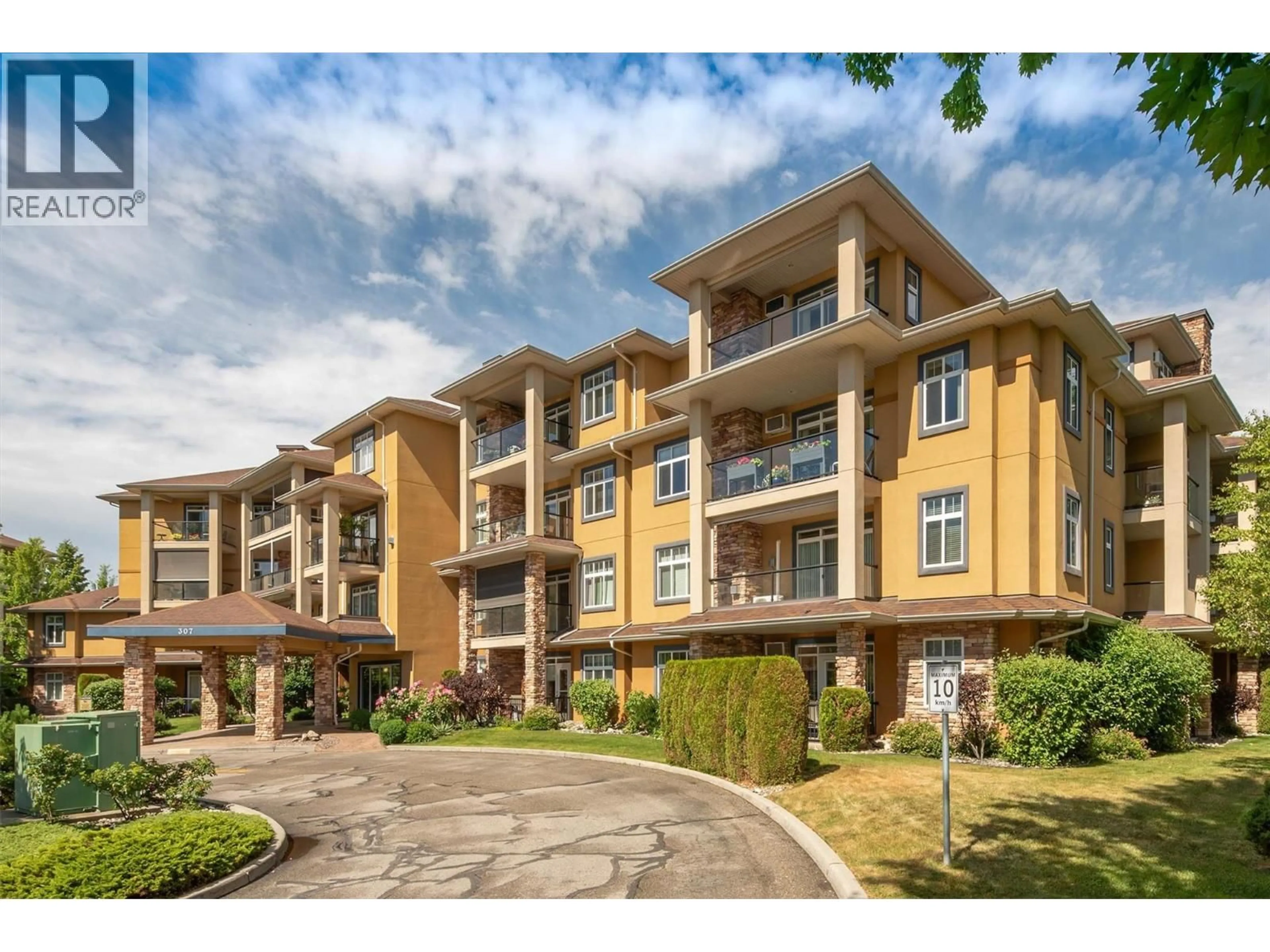 Unknown for 402 - 307 WHITMAN ROAD, Kelowna British Columbia V1V2P3