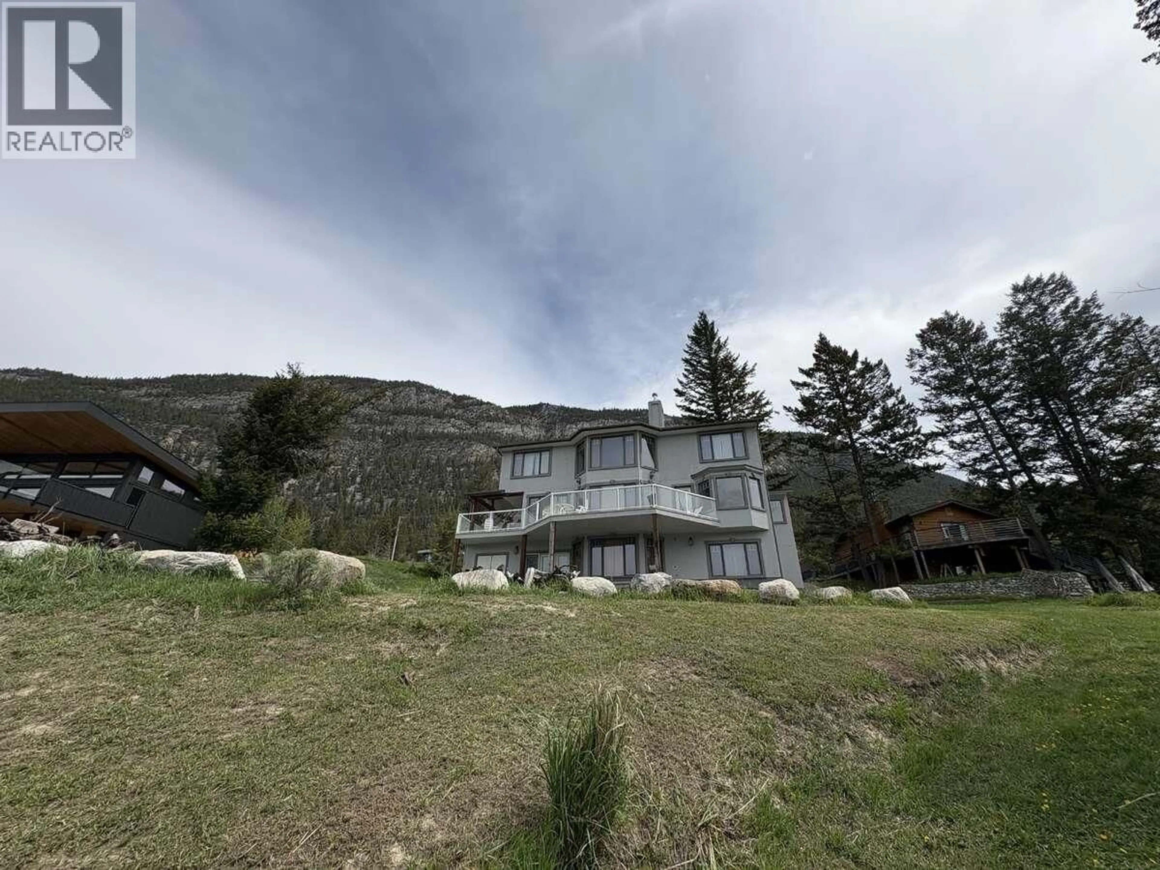 Unknown for 8381 RICHARDSON CRESCENT, Canal Flats British Columbia V0B1B0