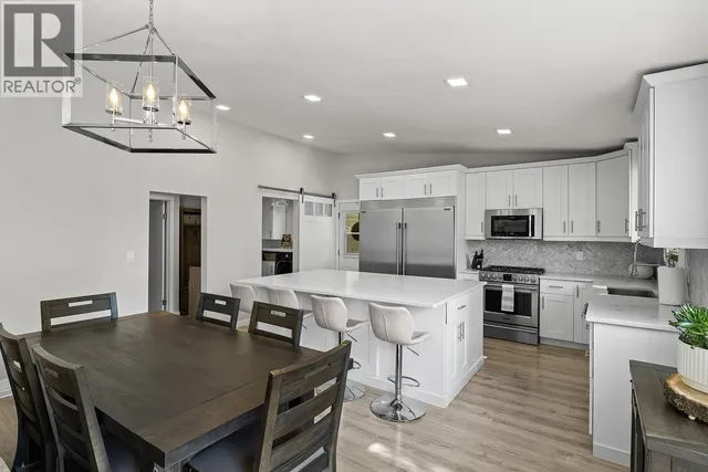 2239 MAYER ROAD, Kelowna 4