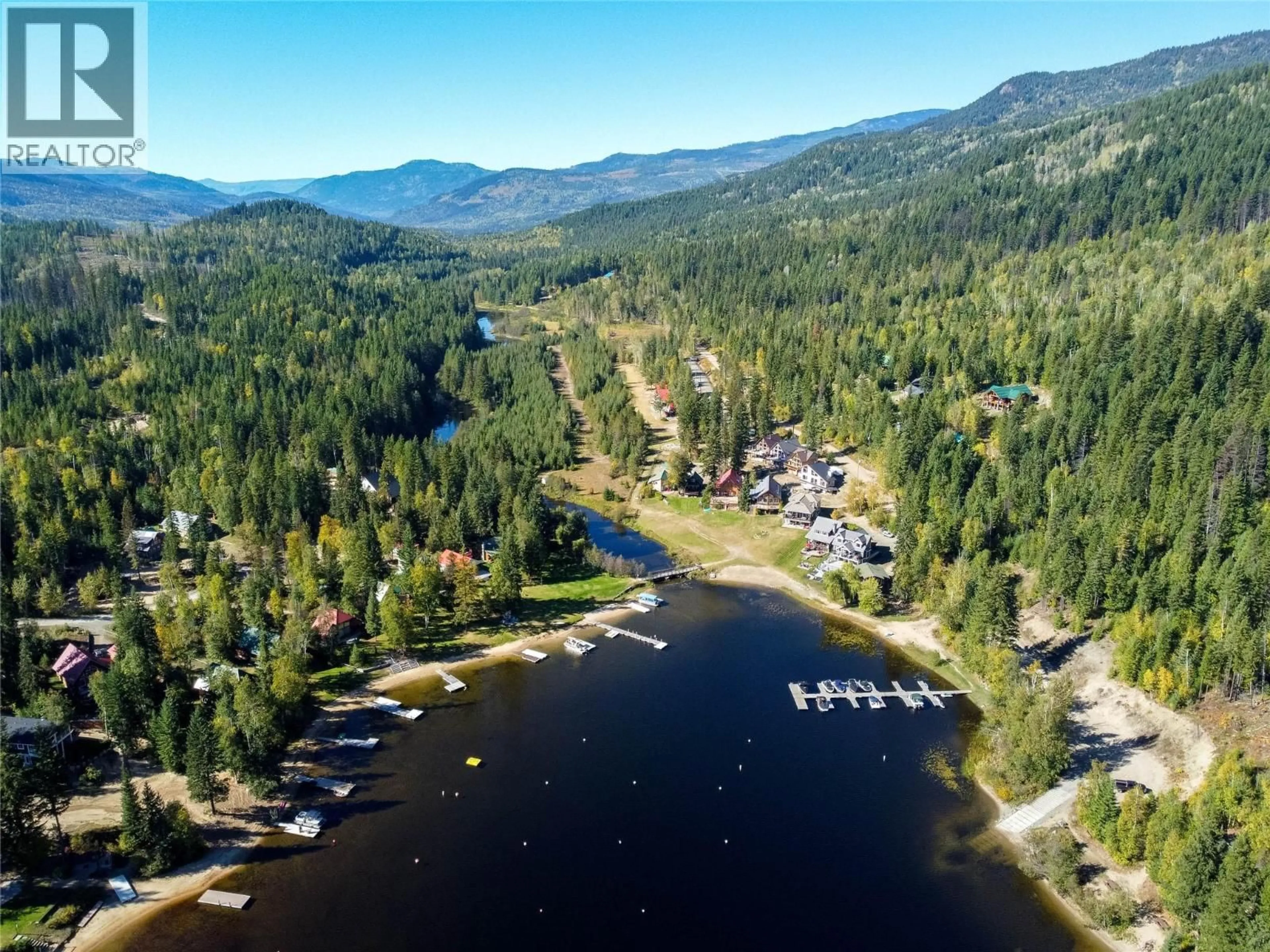A pic from outside/outdoor area/front of a property/back of a property/a pic from drone, water/lake/river/ocean view for 4221 BARRIERE LAKES ROAD, Barriere British Columbia V0E1E0