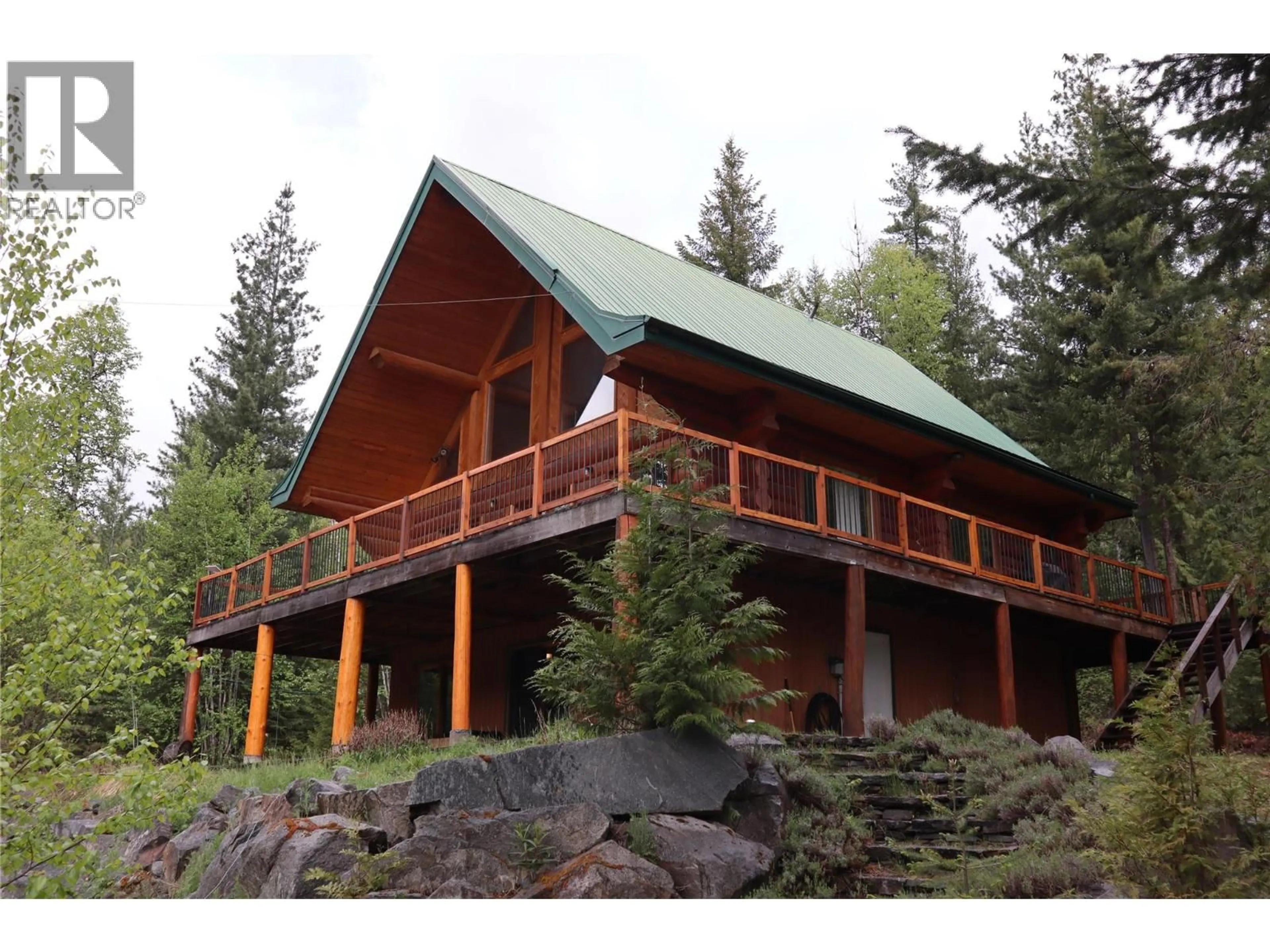 Home with vinyl exterior material, mountain view for 4221 BARRIERE LAKES ROAD, Barriere British Columbia V0E1E0