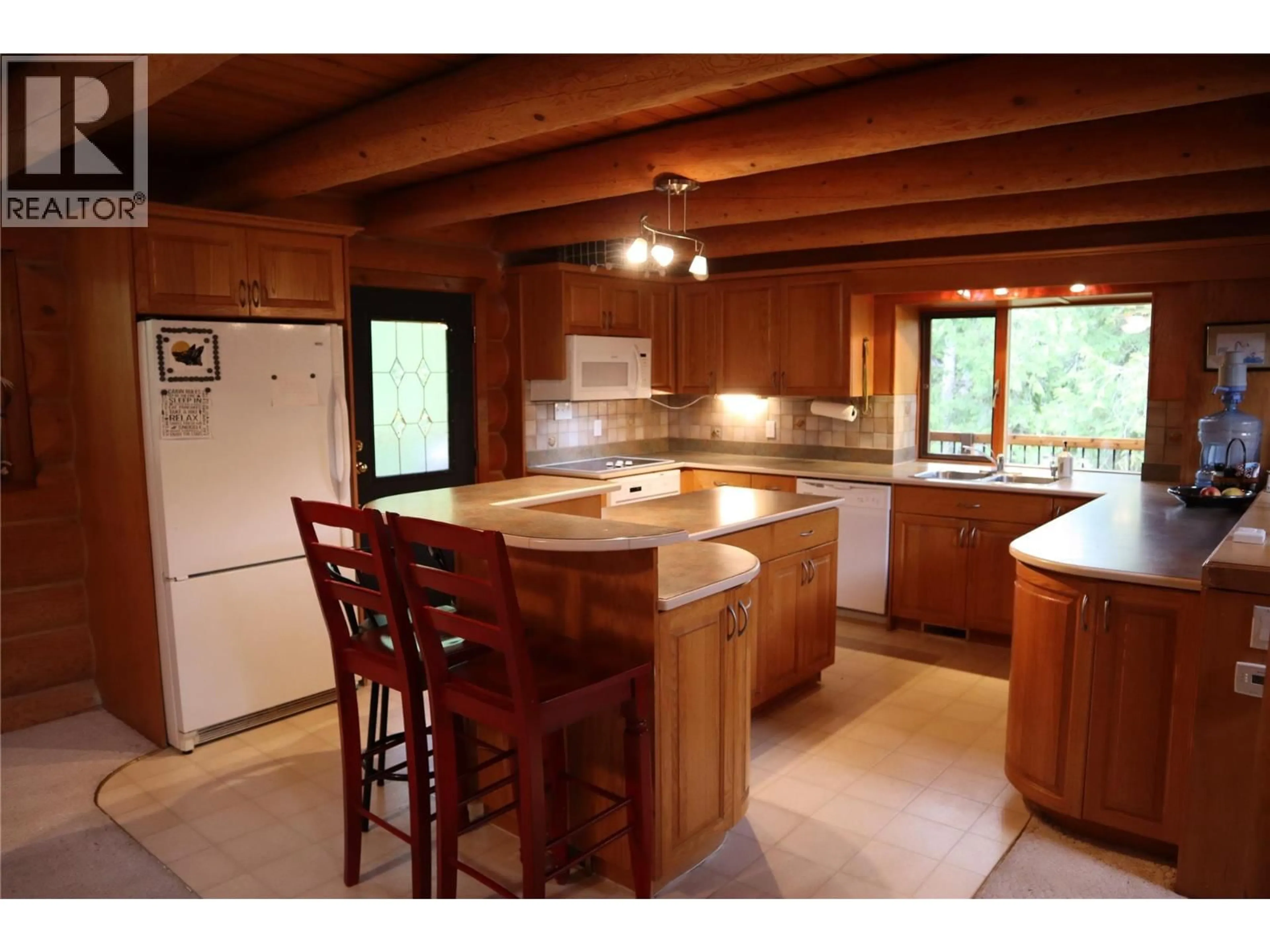 Open concept kitchen, unknown for 4221 BARRIERE LAKES ROAD, Barriere British Columbia V0E1E0