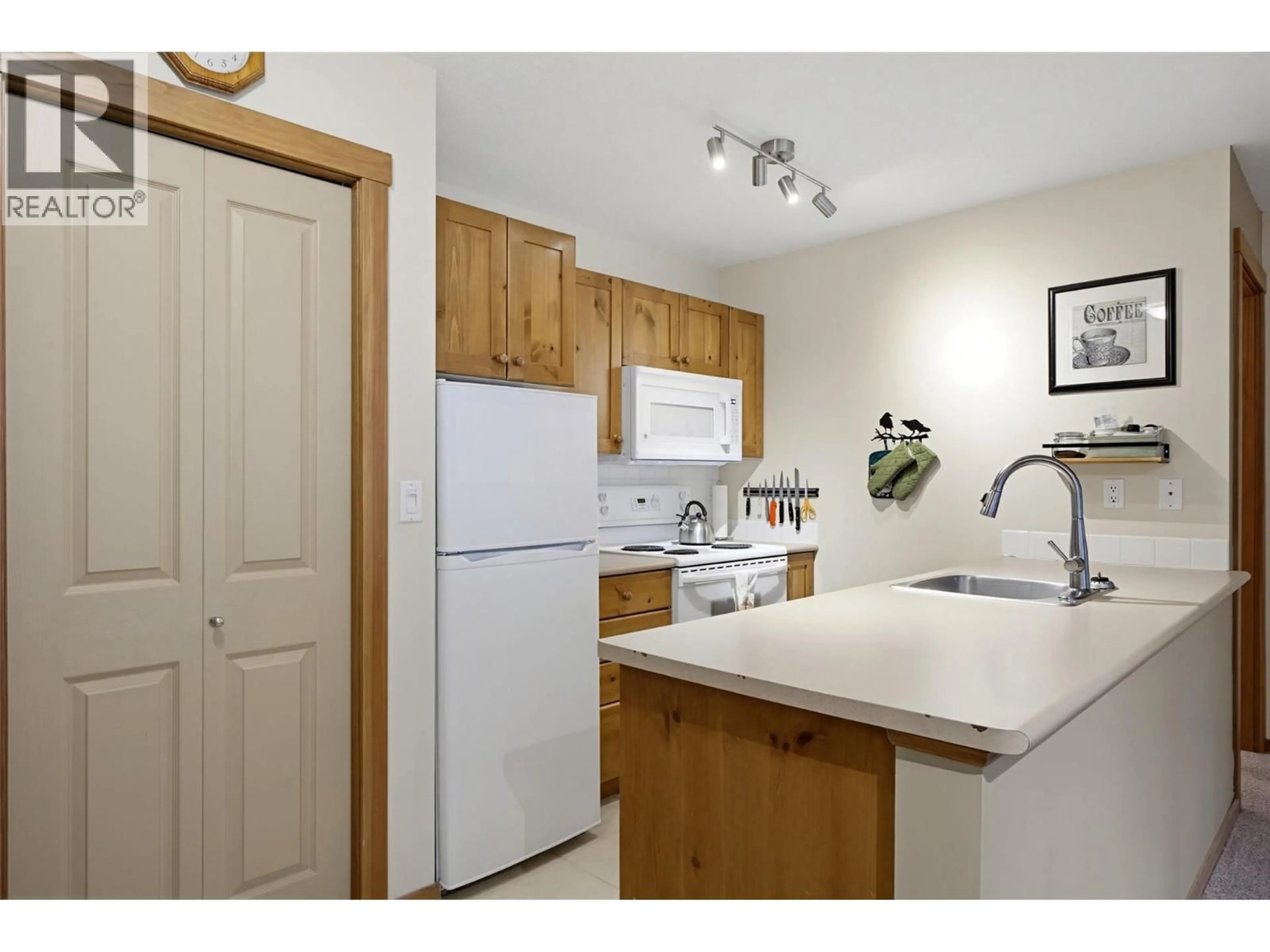 Unknown for 309 - 3190 CREEKSIDE WAY, Sun Peaks British Columbia V0E5N0