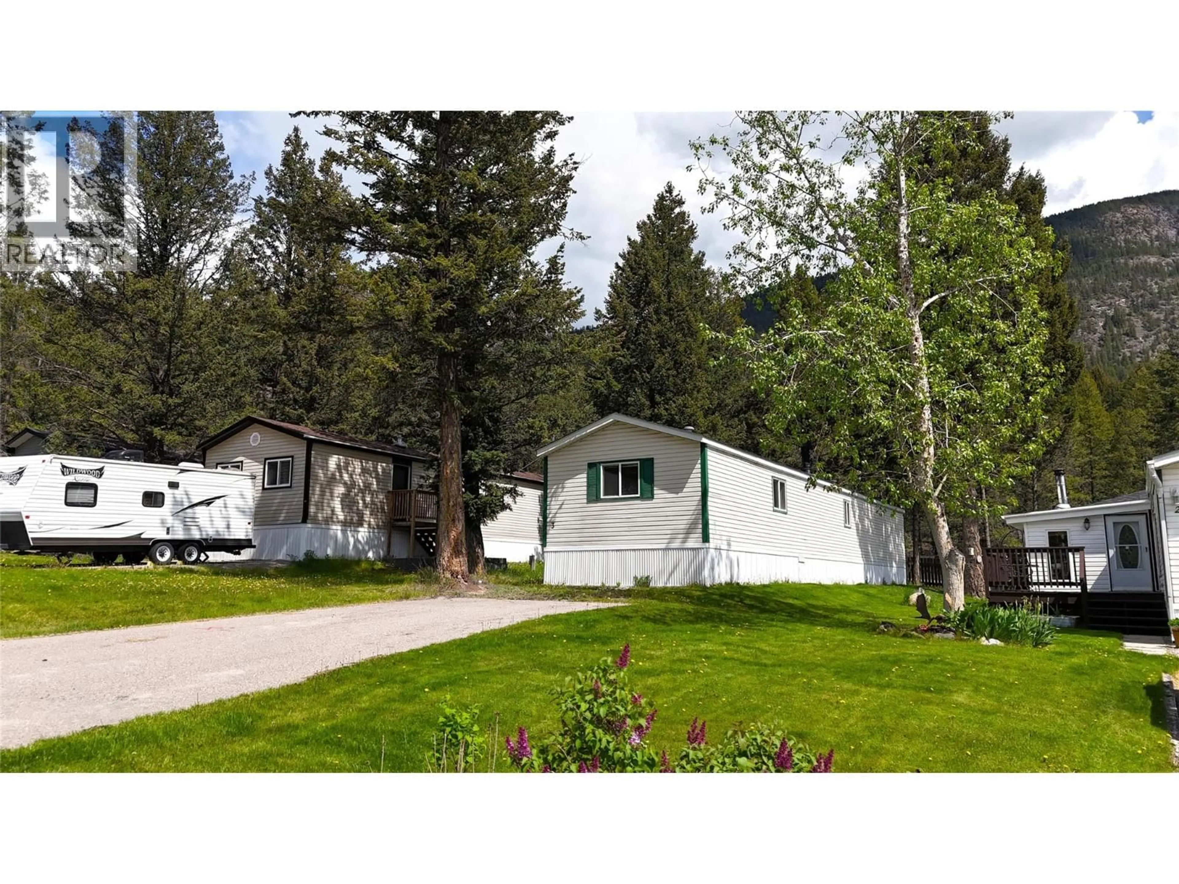 Home with vinyl exterior material, unknown for 6-8561 EACRETT ROAD, Dry Gulch British Columbia V0A1M0