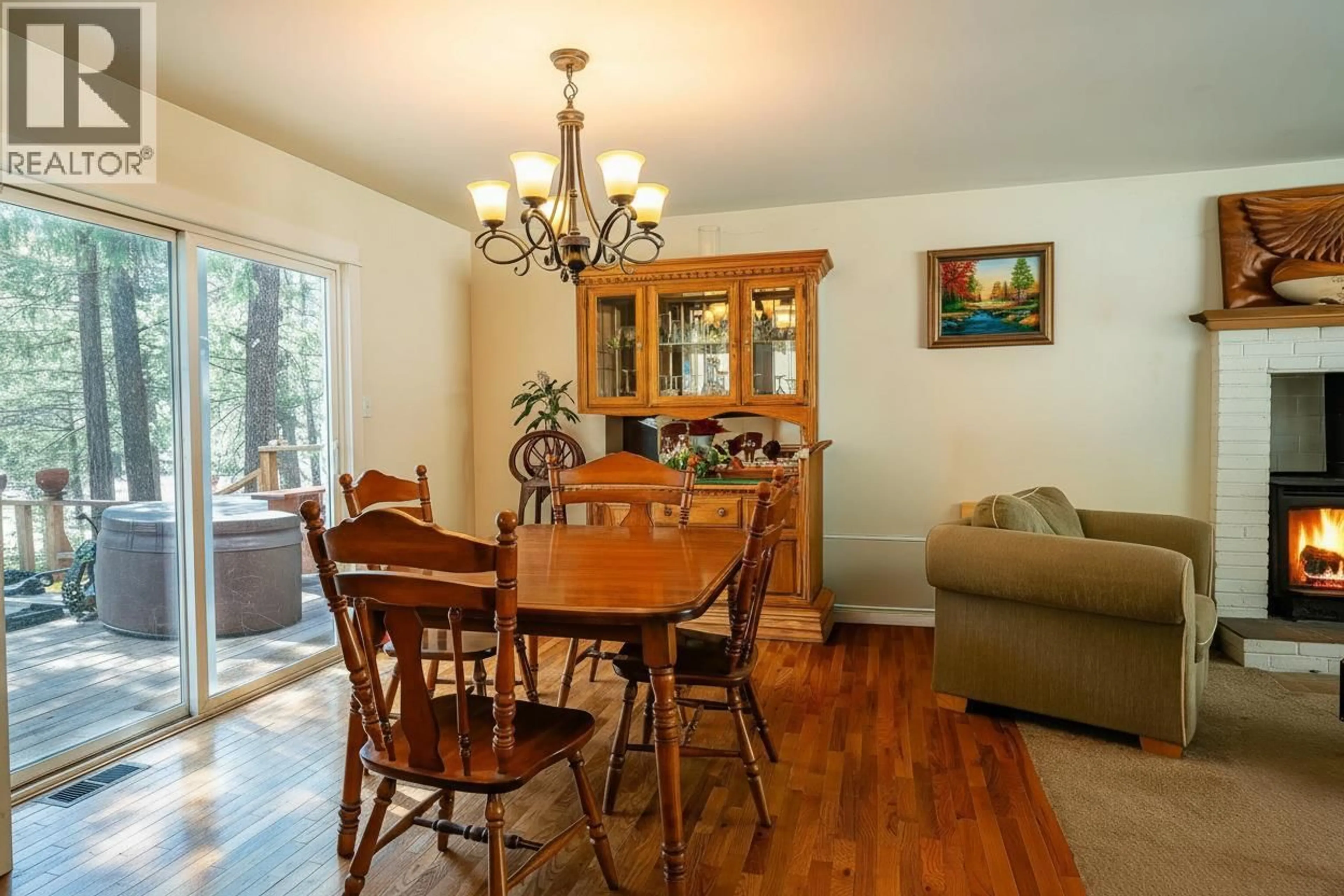 Dining room, wood/laminate floor for 6257 HIGHWAY 3 OTHER, Hedley British Columbia V0X1K0