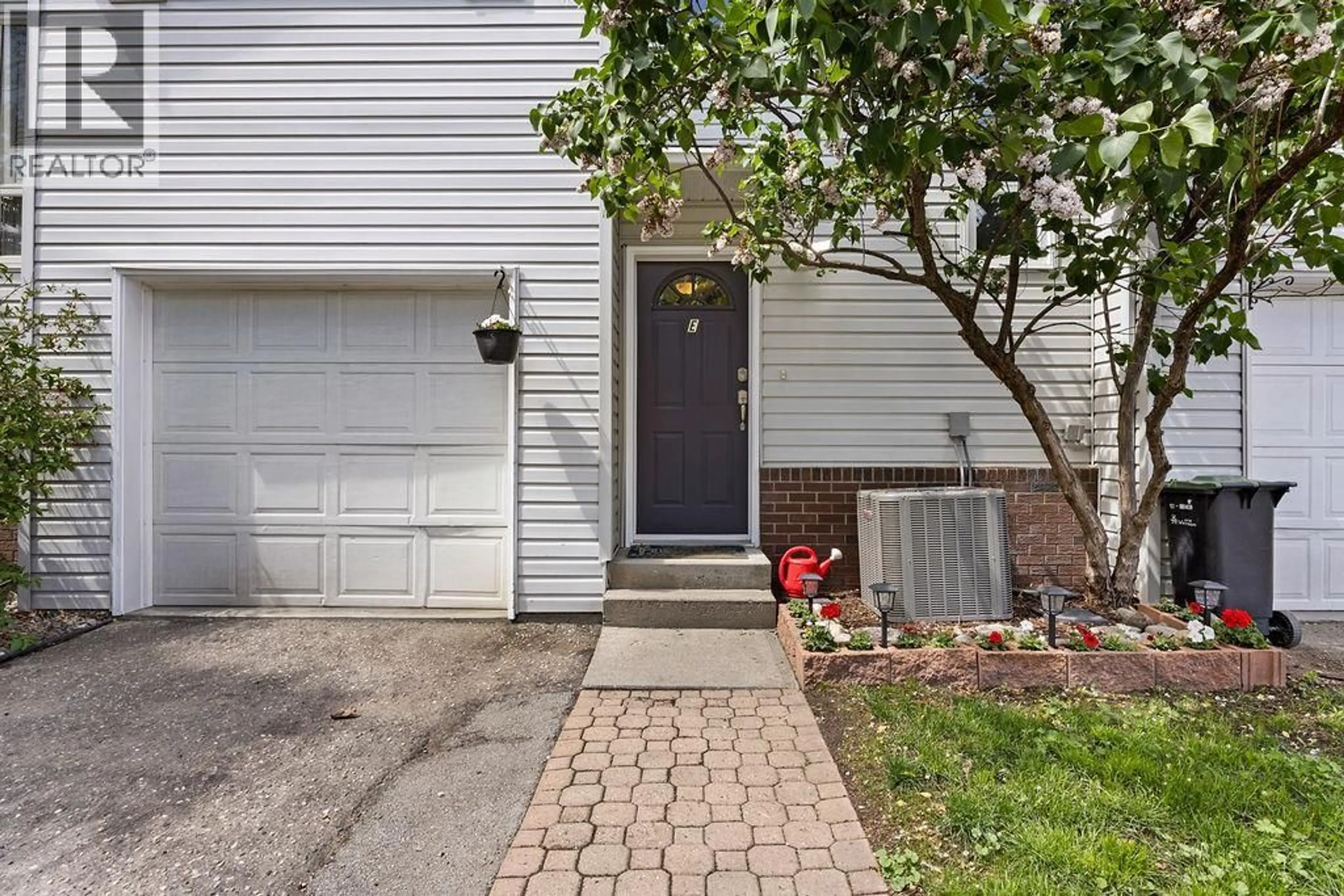 Unknown for Unit E - 4008 24 AVENUE, Vernon British Columbia V1T1M2