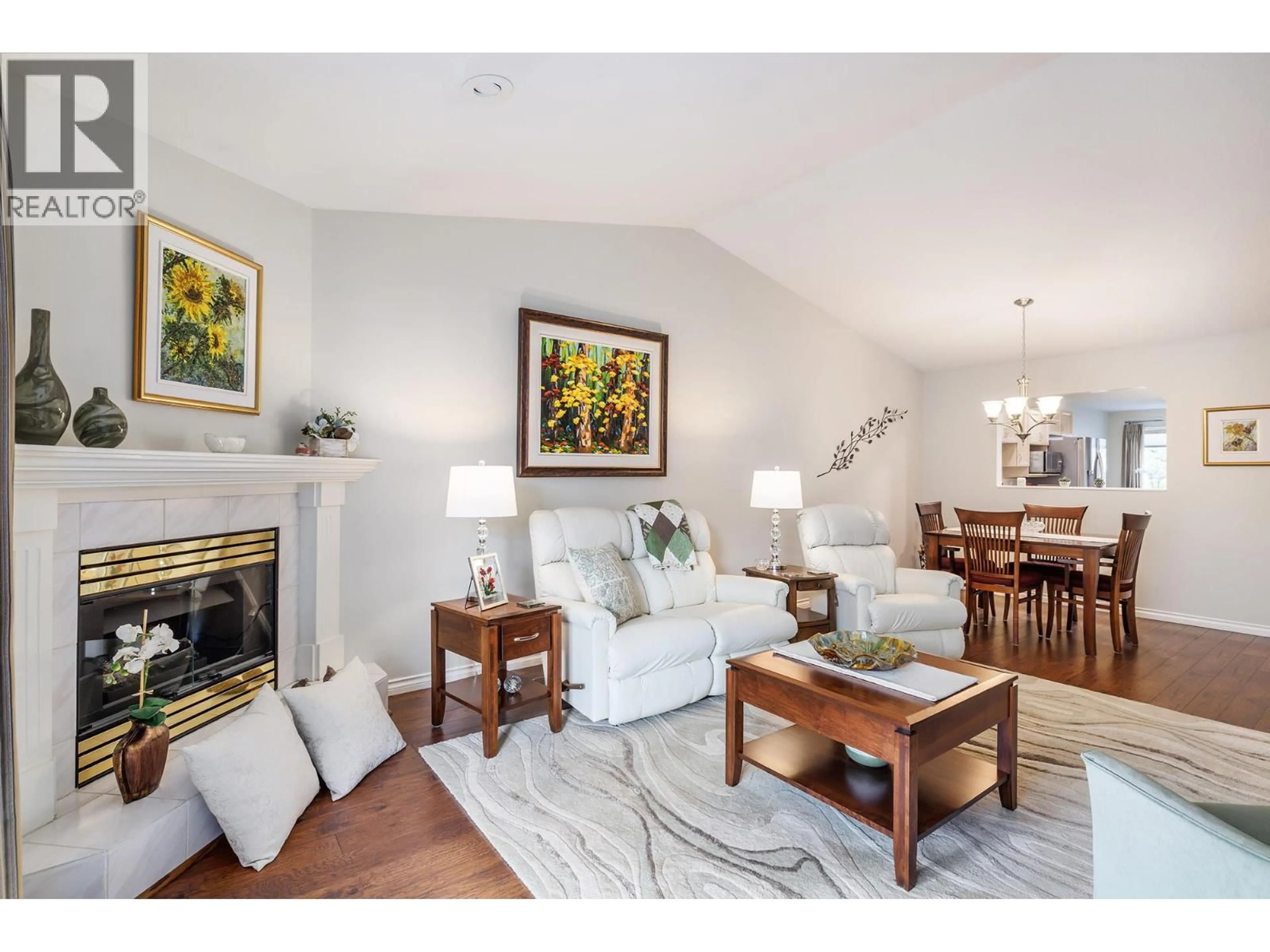 Living room with furniture, unknown for 39 - 1874 PARKVIEW CRESCENT, Kelowna British Columbia V1X7G6
