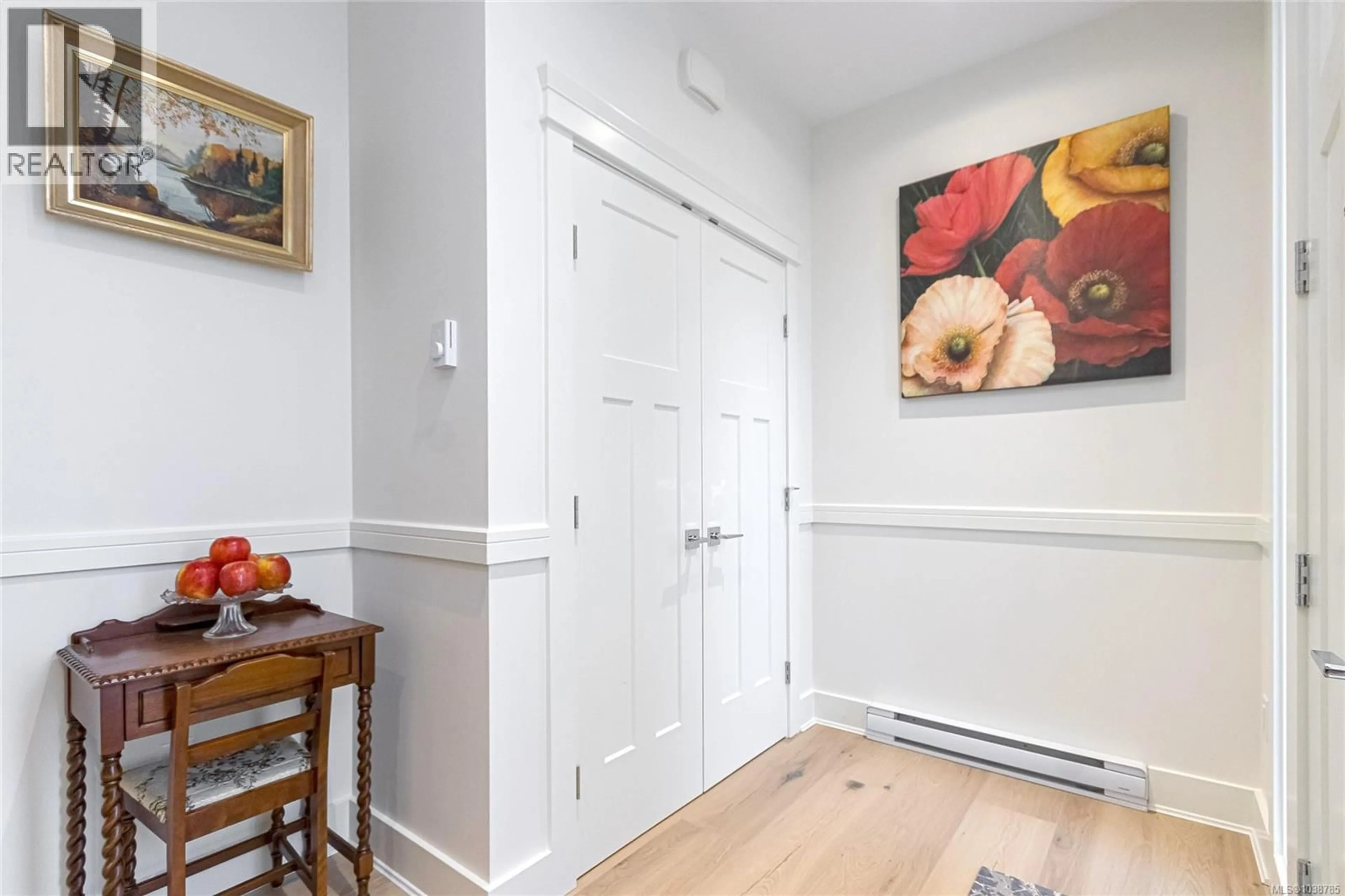 Indoor entryway for 2406 AZURITE CRESCENT, Langford British Columbia V9B0Z6