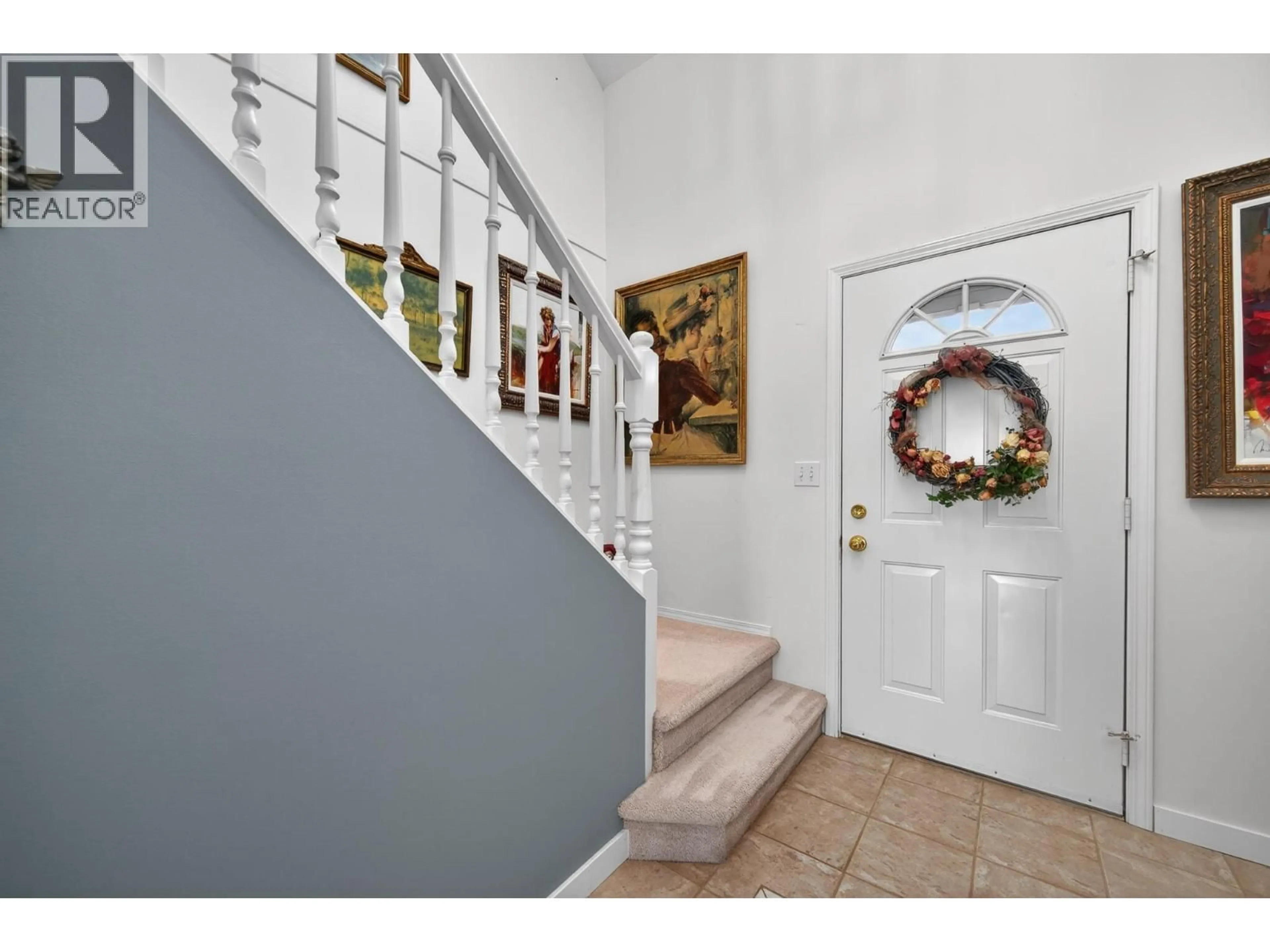 Indoor entryway for 40 - 1750 MCKINLEY COURT, Kamloops British Columbia V2E2N5