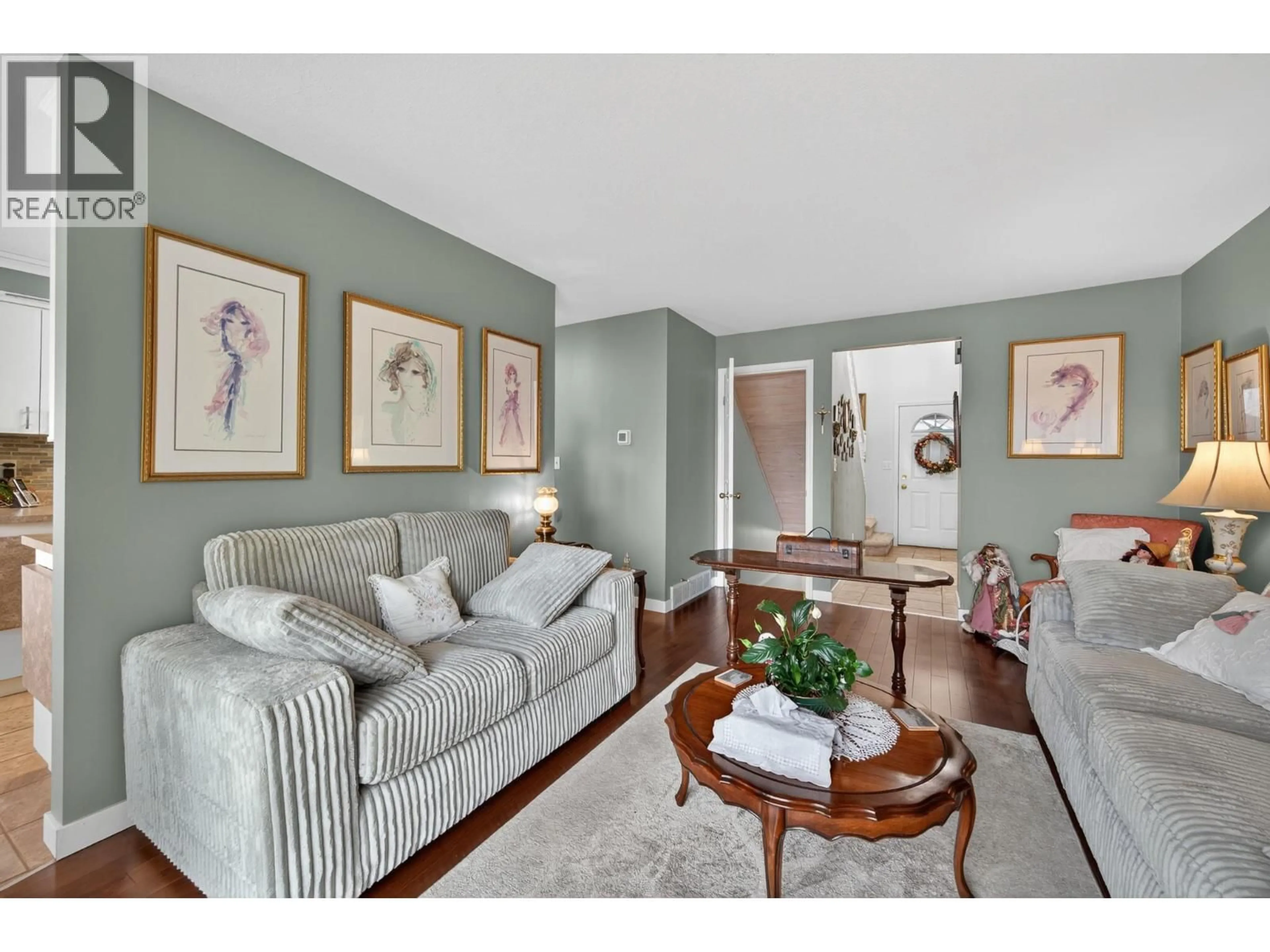 Living room with furniture, unknown for 40 - 1750 MCKINLEY COURT, Kamloops British Columbia V2E2N5