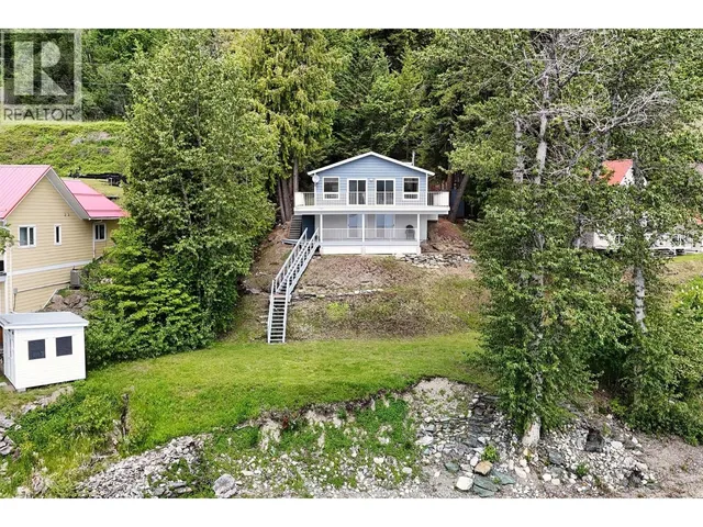 8298 SQUILAX ANGLEMONT ROAD, Anglemont 2