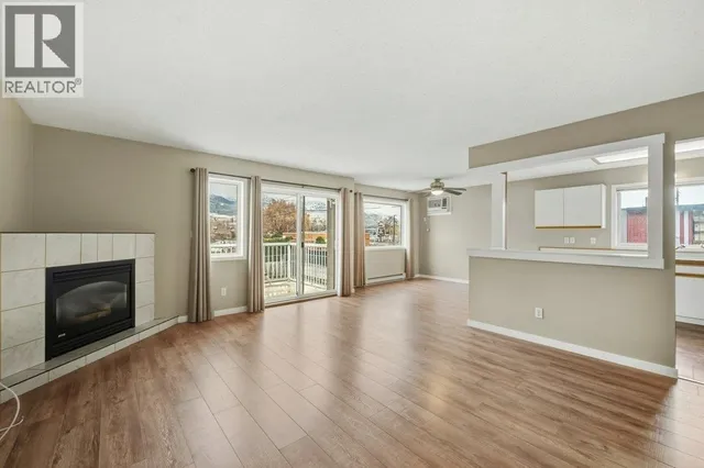206 - 6201 MAPLE DRIVE, Osoyoos 4