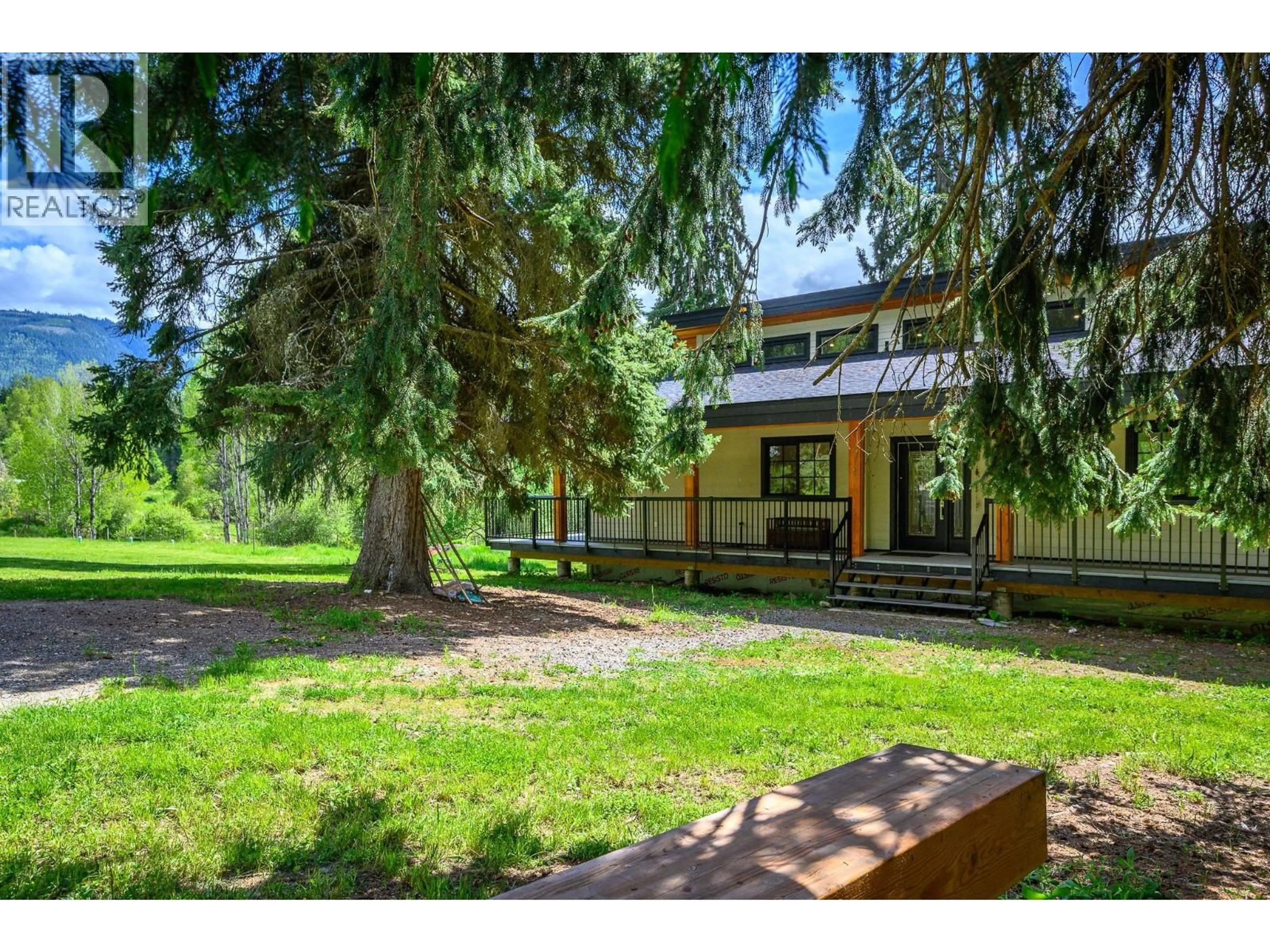 Unknown for 522 NORTH FORK ROAD, Cherryville British Columbia V0E2G0