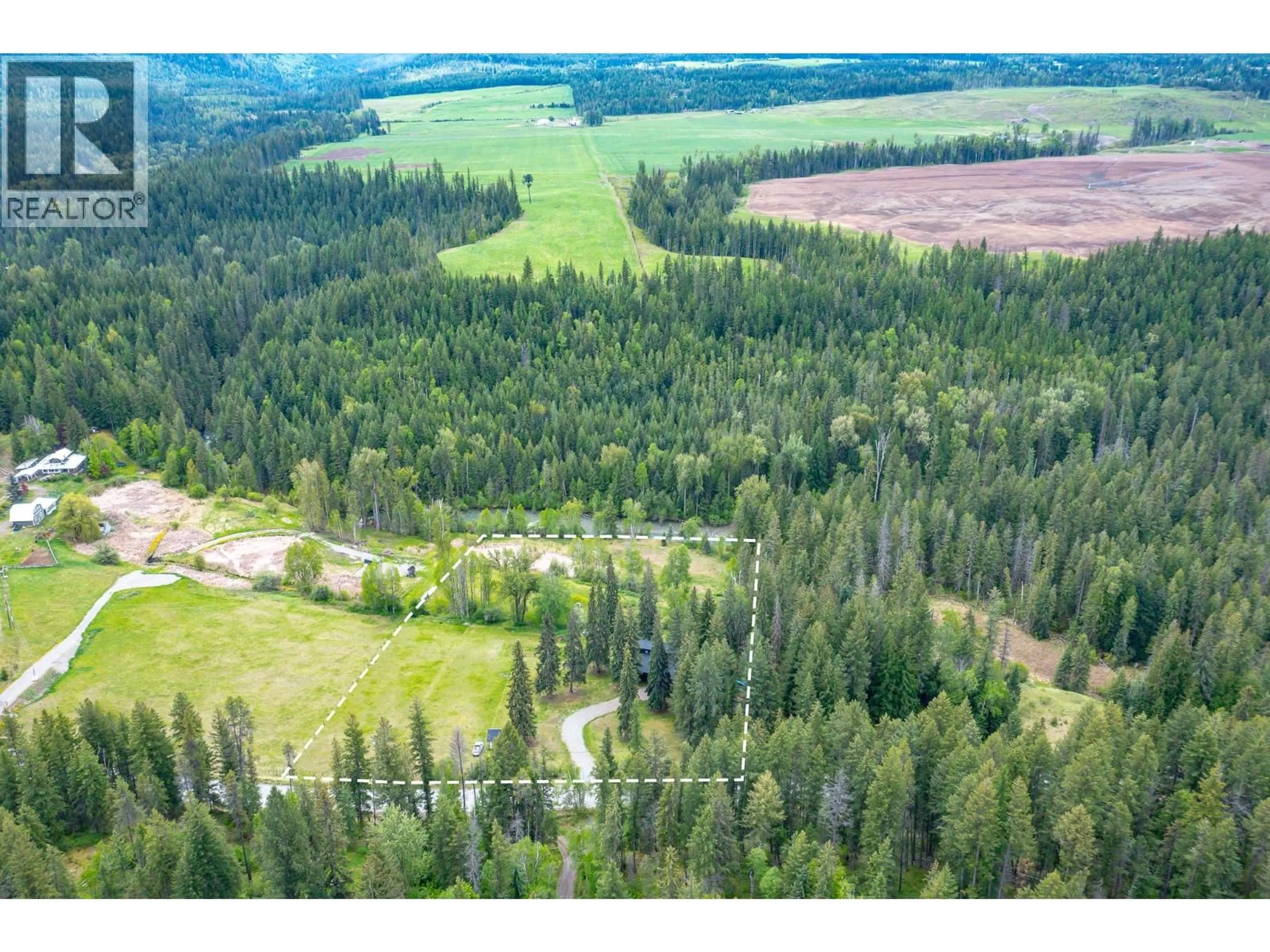A pic from outside/outdoor area/front of a property/back of a property/a pic from drone, forest/trees view for 522 NORTH FORK ROAD, Cherryville British Columbia V0E2G0