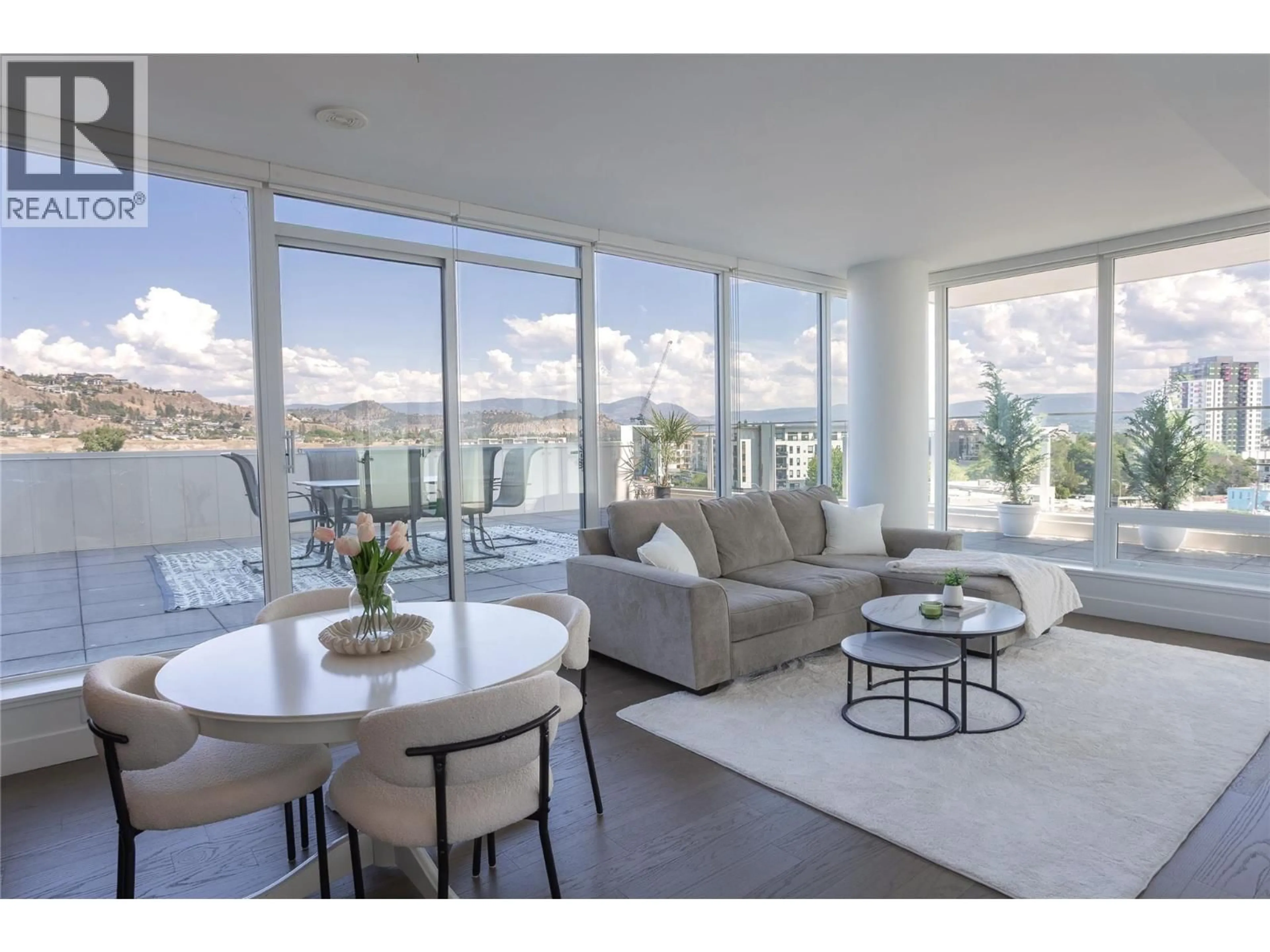 Living room with furniture, unknown for 602 - 1191 SUNSET DRIVE, Kelowna British Columbia V1Y0J4