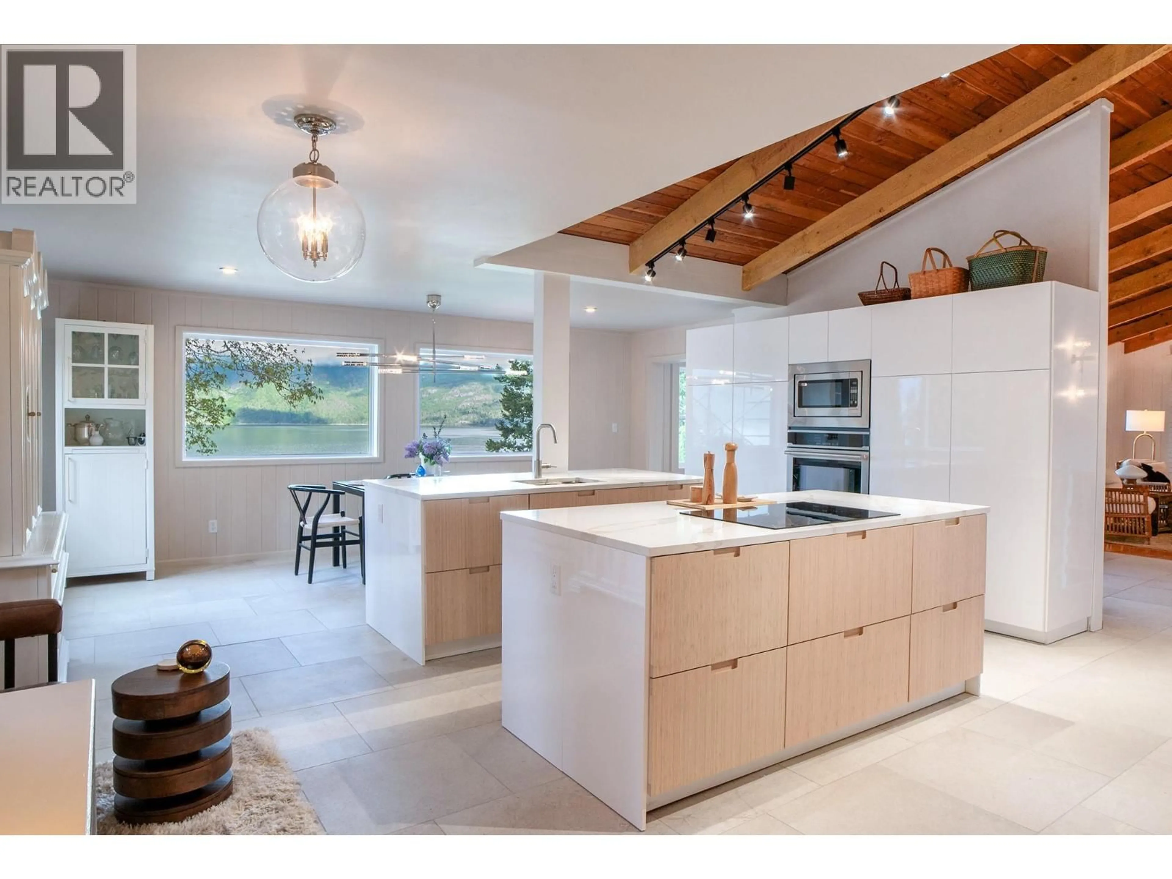 Open concept kitchen, unknown for 12343 CHRISTIE ROAD, Boswell British Columbia V0B1A4
