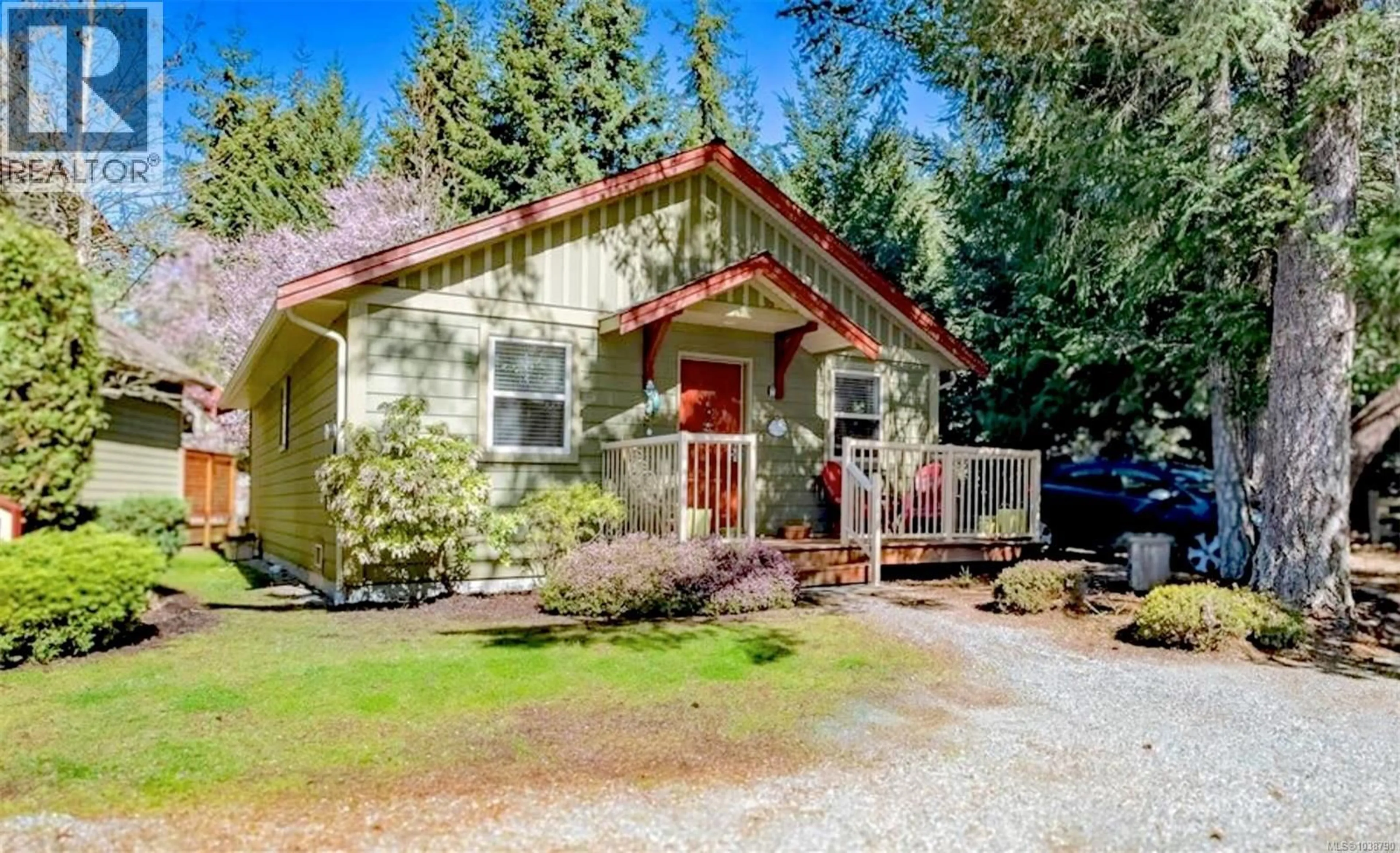 Home with vinyl exterior material, street for 161 - 1080 RESORT DRIVE, Parksville British Columbia V9P2G3